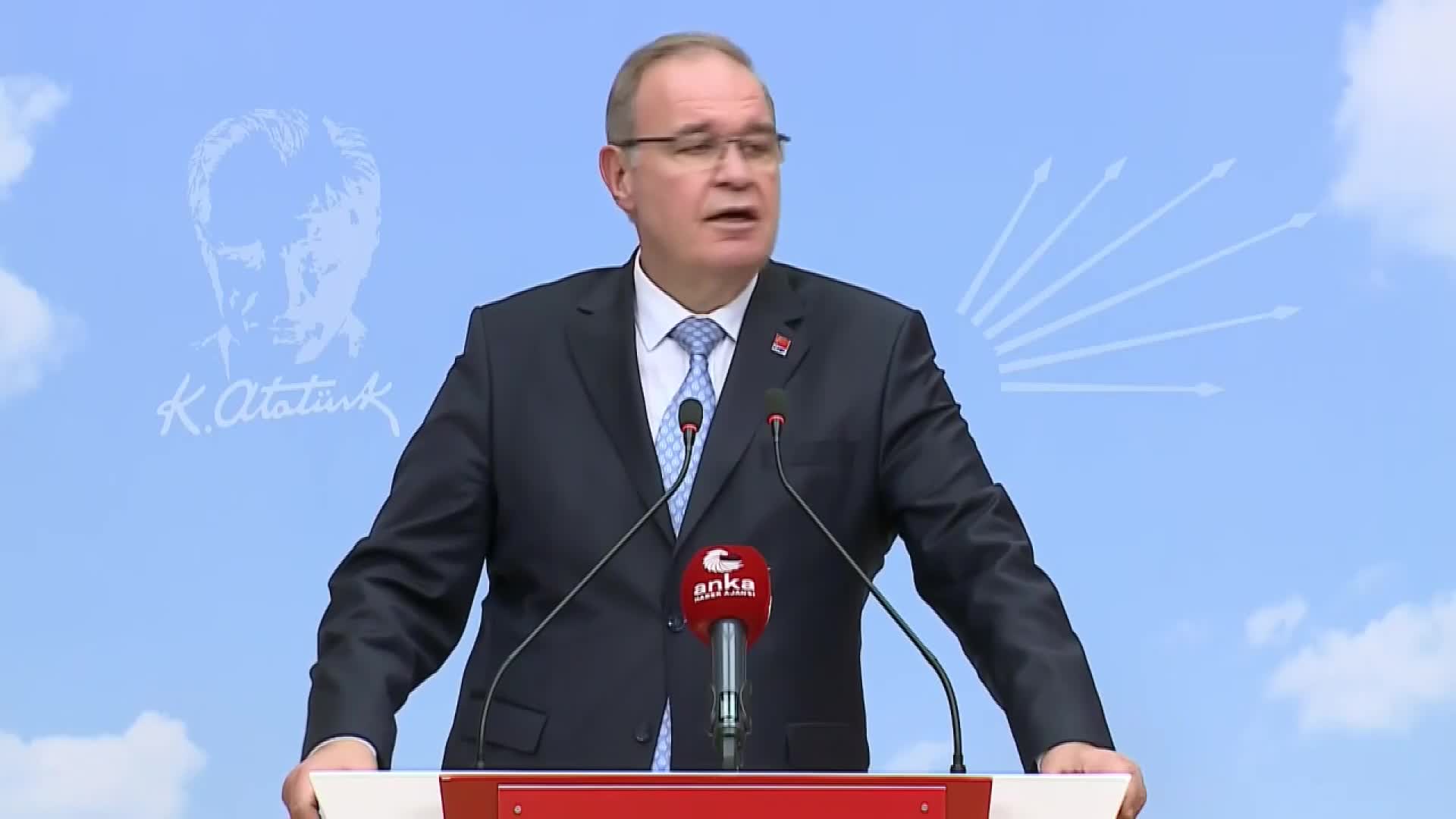 ÖZTRAK: MAFYAYLA MUHALEFETİ SUSTURMAYA YELTENENLERİN REFORM SEFERBERLİĞİ İLAN ETMELERİNE KİMSE İNANMAZ