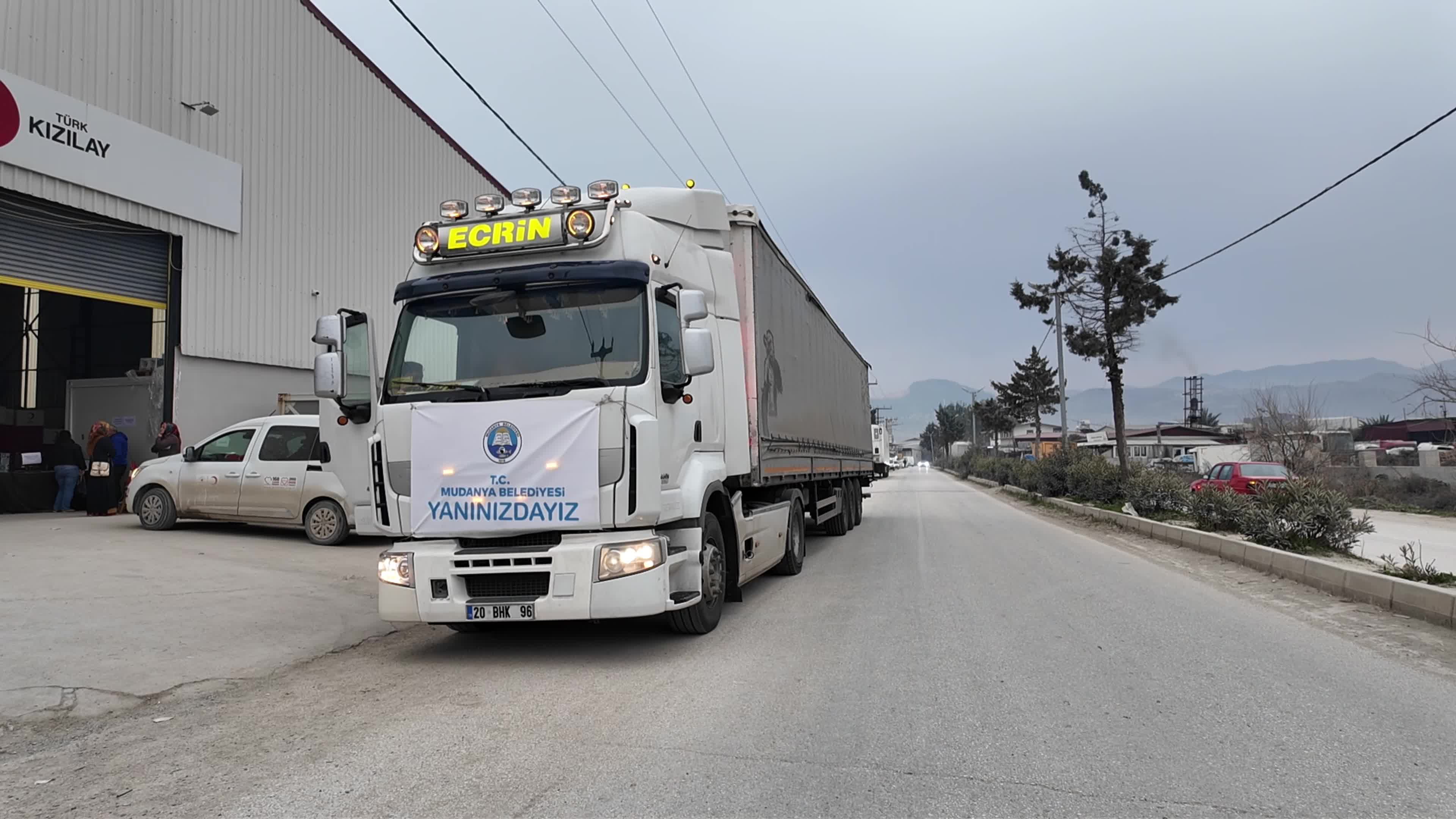 Mudanya Belediyesi'nden 6 Şubat Depremleri'nin 2'nci yılında Hatay'a destek TIR'ı