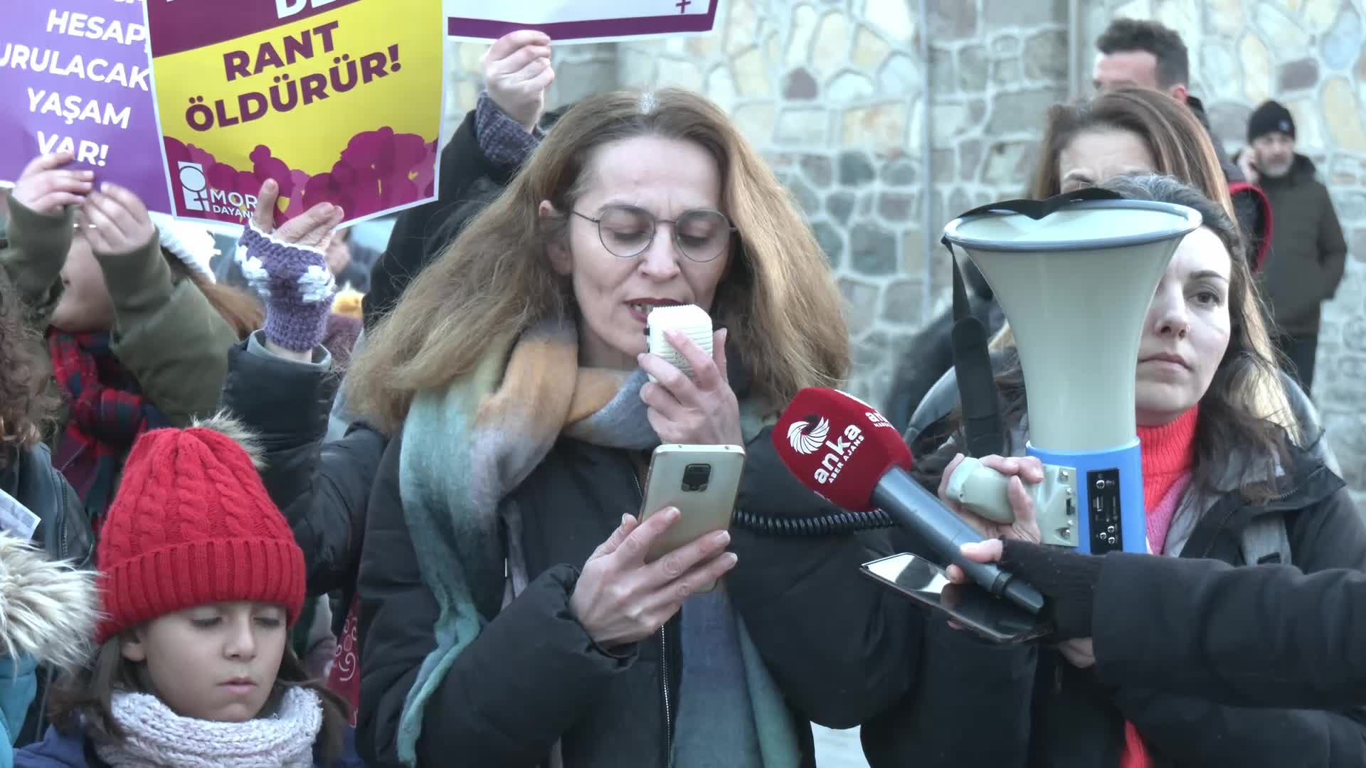 İzmir Kadın Platformu’ndan iktidara ‘6 Şubat’ mesajı: Unutmayacağız, affetmeyeceğiz