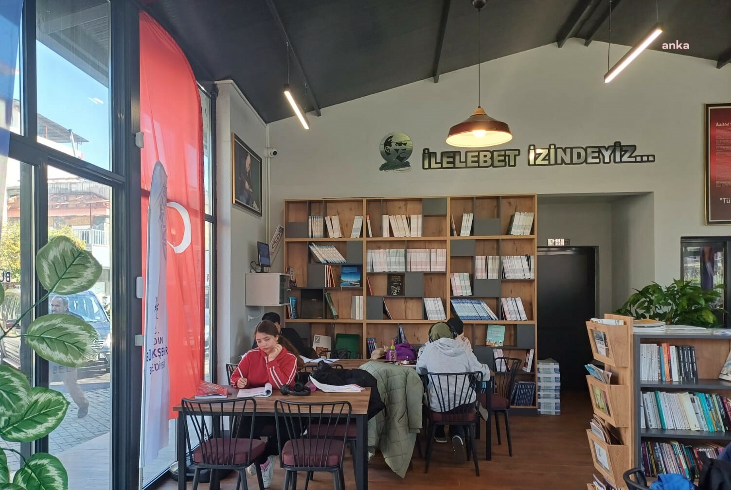 Aydın Büyükşehir Belediyesi'nin Öğrenci Çalışma Salonları'na yoğun ilgi