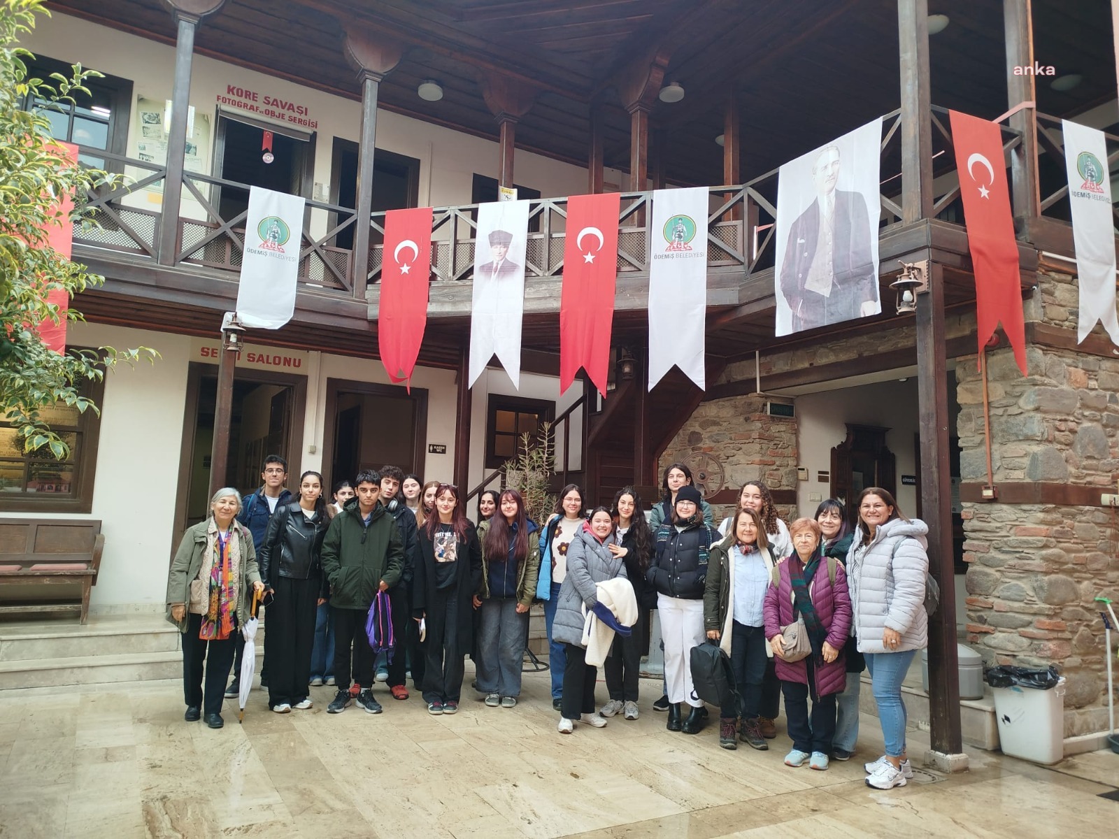 İzmir Büyükşehir Belediyesi'nden “Kitaplarla Yolculuk”