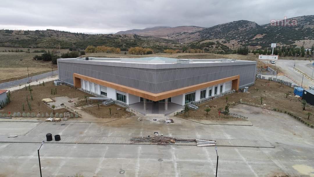 HATAY ELMALI OTOBÜS TERMİNALİ HİZMET VERMEK İÇİN GÜN SAYIYOR