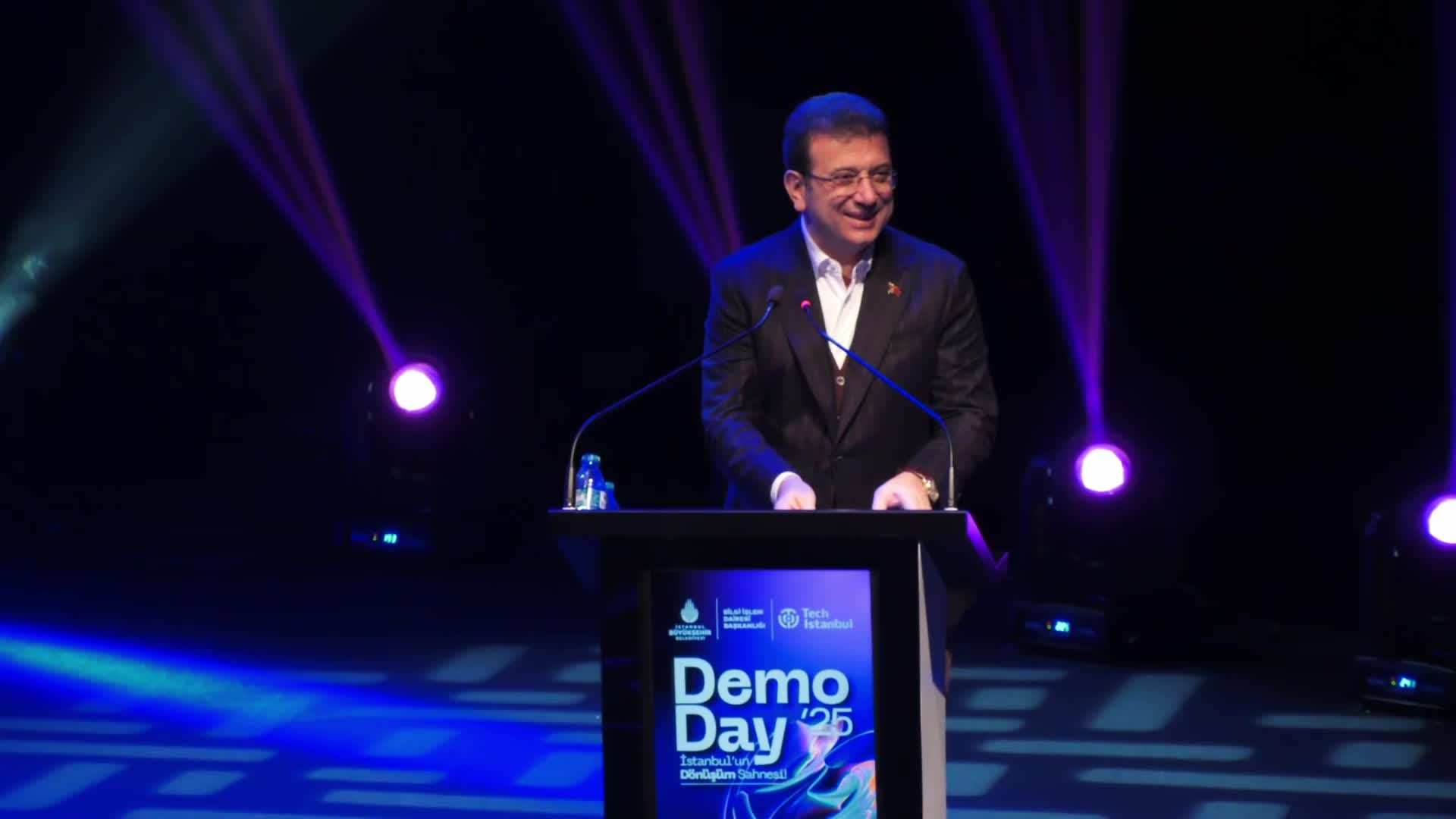 İmamoğlu:” İstanbul'umuzun liderliğini, ülkemizin liderliğine taşıma hedefindeyiz”