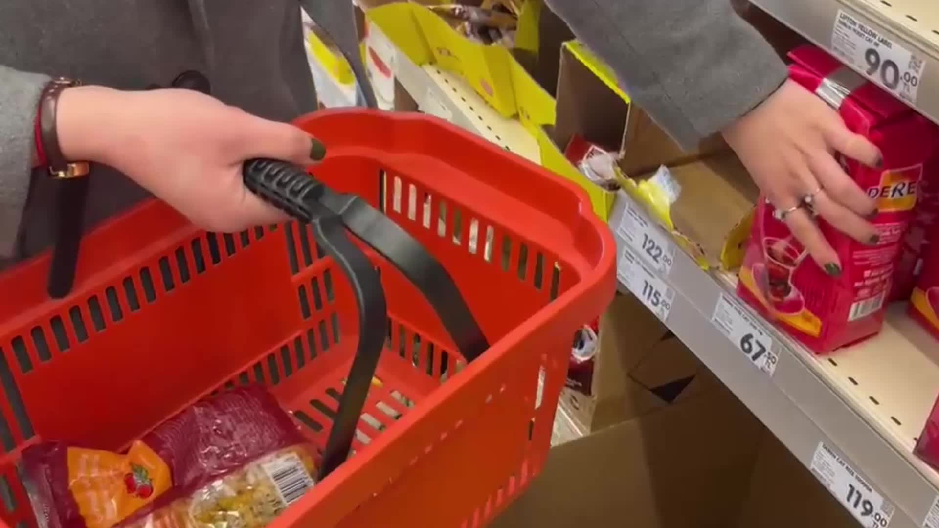 Enflasyon Ramazan kolisini de vurdu: Bir yılda koliden beş ürün eksildi, fiyat yüzde 65 arttı