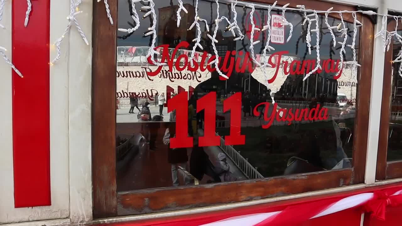 İstanbul’un tarihi ulaşım simgelerinin kuruluş dönümleri kutlandı