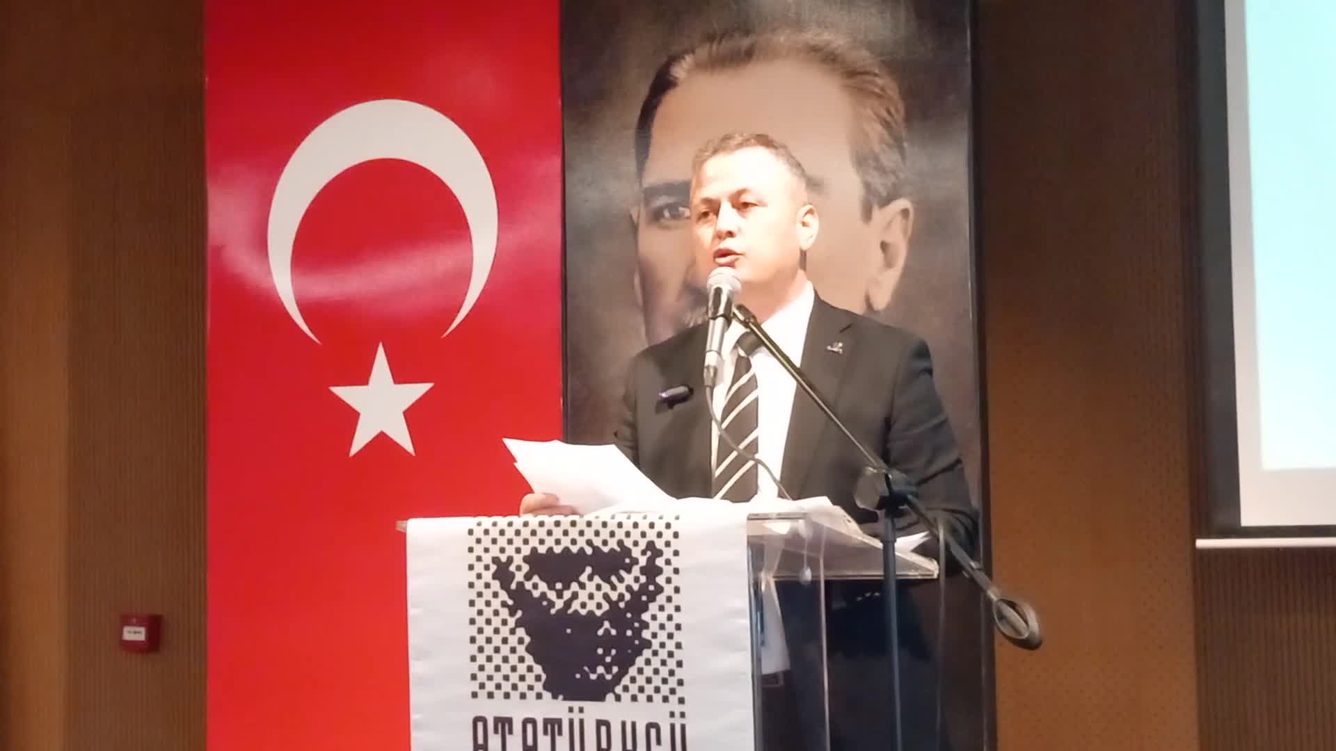 Emekli Tuğgeneral Naim Babüroğlu: "FETÖ sızmadı, sızma ihtiyacı duymadı, tercih edildi"