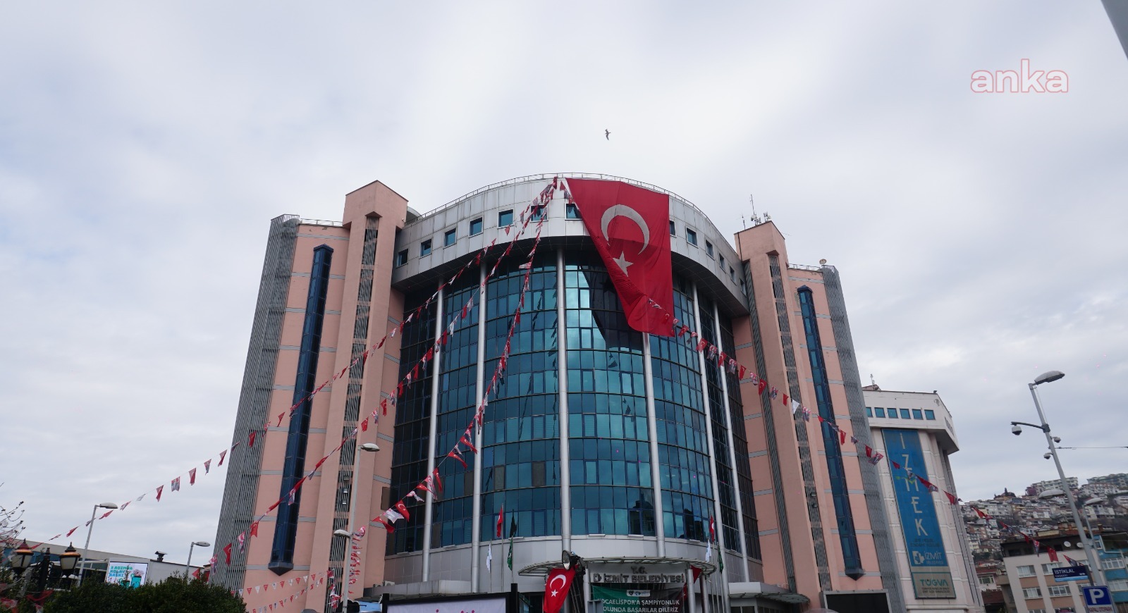 İZMİT BELEDİYESİ AFET YÖNETİMİ BİRİMİNİ KURDU