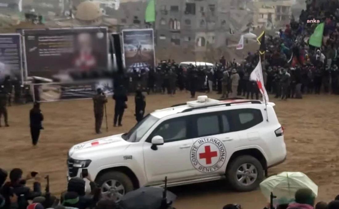 Hamas, dört İsrailli rehinenin cesedini teslim etti