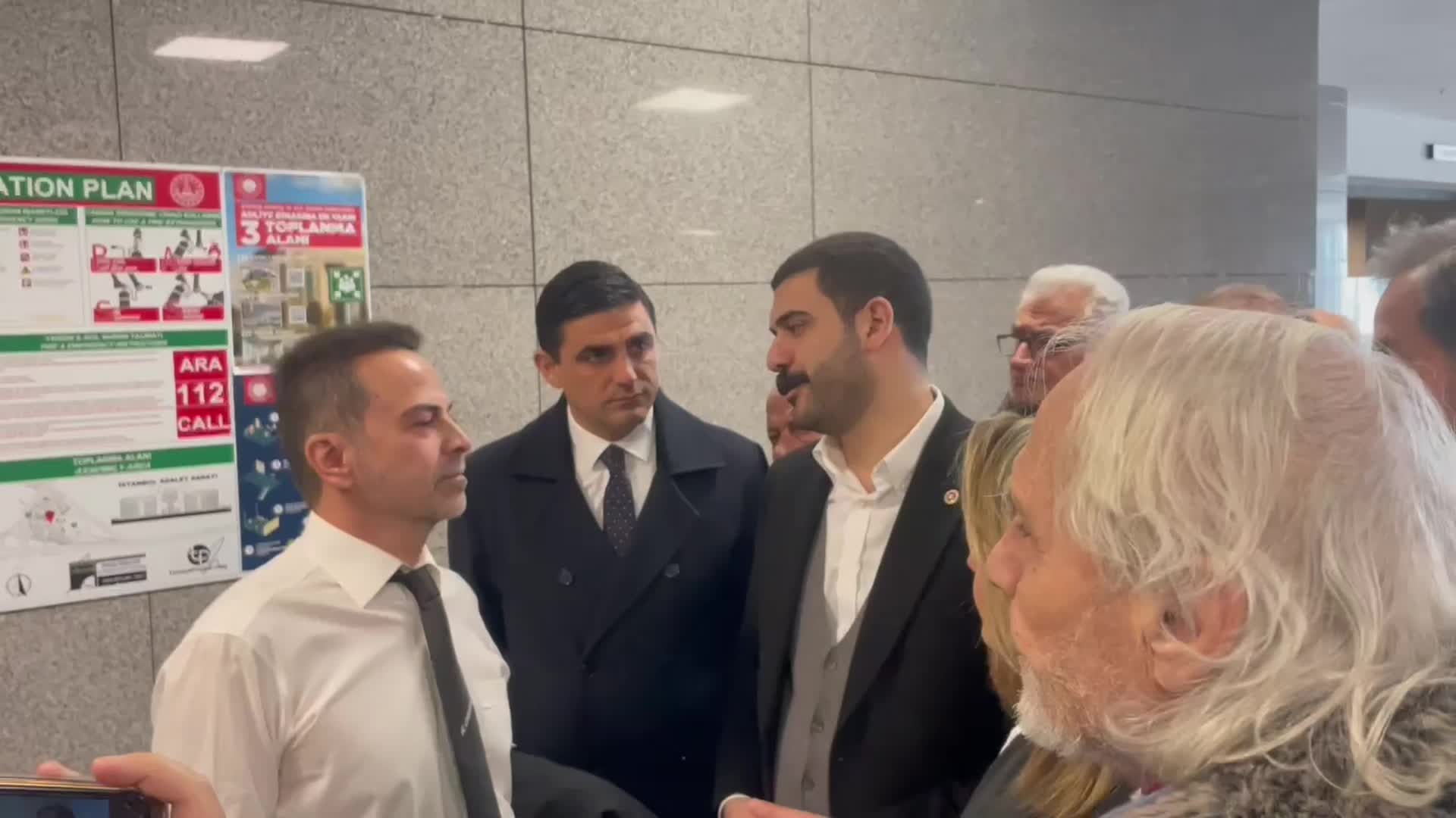 Nasuh Mahruki hakkında 11 ay 20 gün hapis cezası verildi, hükmün açıklanması geri bırakıldı