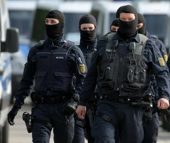 Brandenburg'da 18 yaşındaki Rus vatandaşı terör şüphesiyle gözaltına alındı