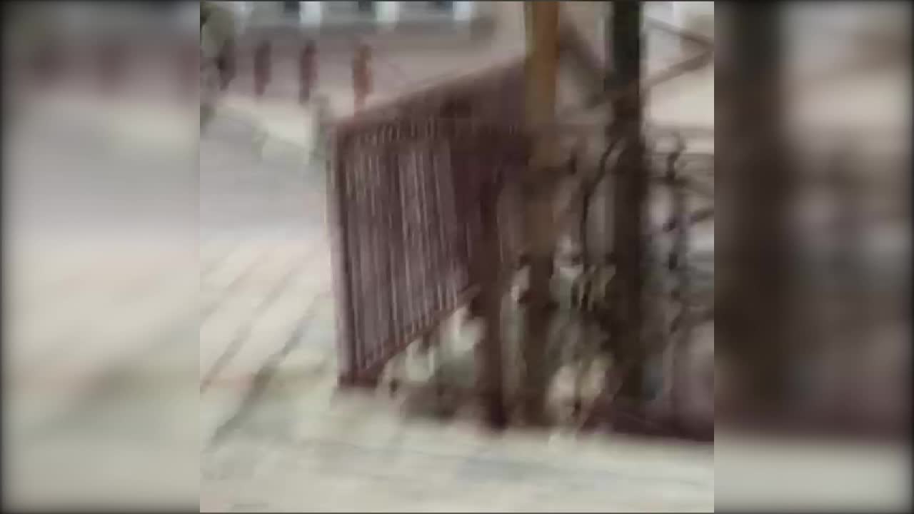 SERBEST KALAN MADEN İŞÇİSİ: SADECE HAKLARIMIZI İSTİYORUZ, COPLARIYLA ÜZERİMİZE GELMESİNLER