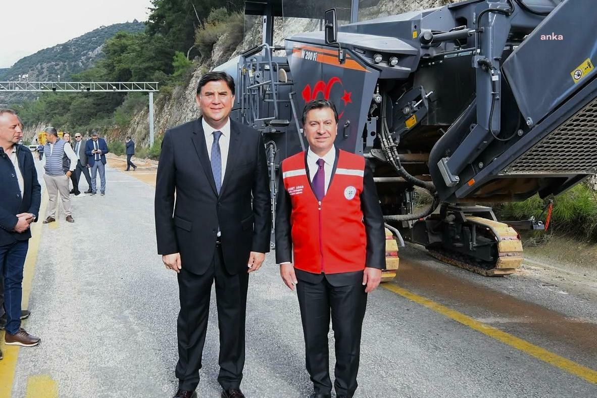 Fethiye ve Muğla Büyükşehir Belediyeleri'nin iş birliğinde yürütülen Taşyaka-Ölüdeniz yol projesinde ilk etap tamamlandı