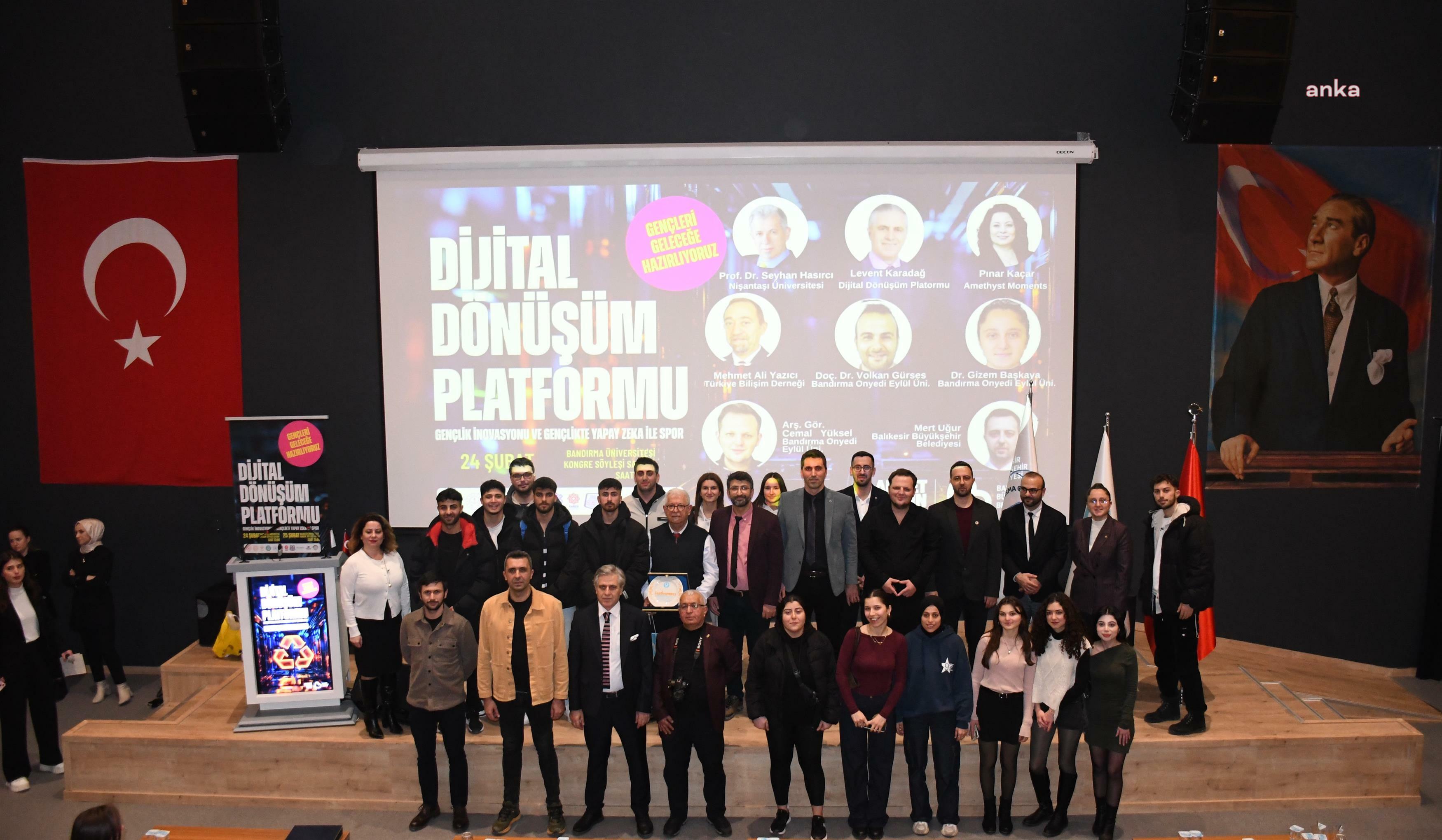 Balıkesir Büyükşehir Belediyesi'nden üniversite öğrencilerine "Gençlikte Yapay Zekâ ile Spor" paneli