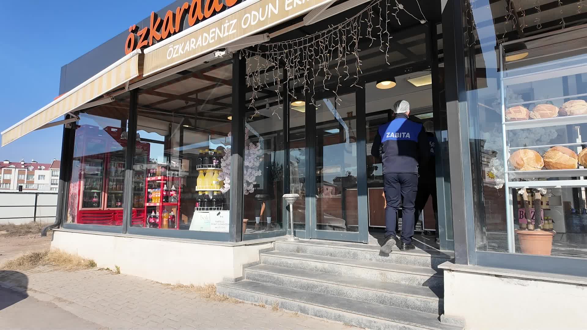 Tepebaşı Belediyesi zabıta ekiplerinden Ramazan denetimi