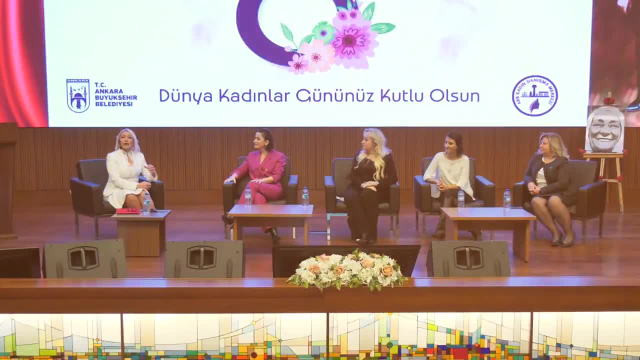 Ankara Büyükşehir Belediyesi, “İlham Veren Kadınlar” paneline ev sahipliği yaptı