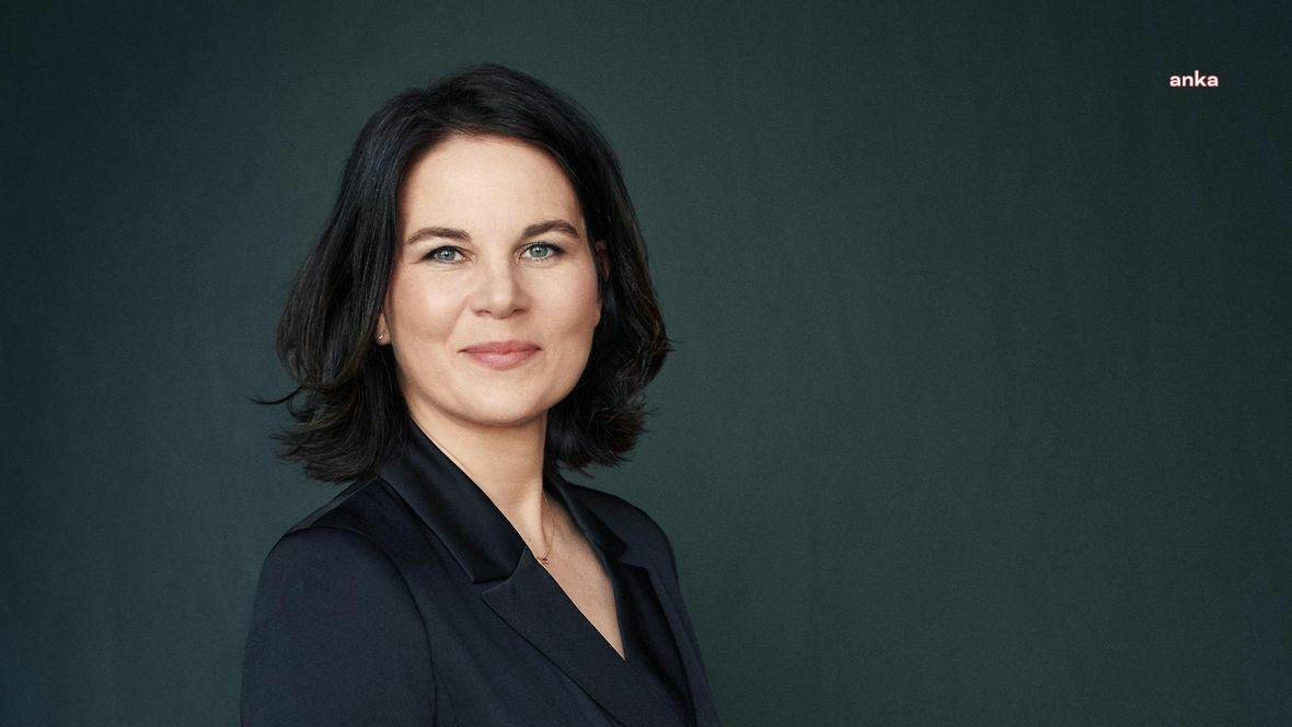 Almanya Dışişleri Bakanı Annalena Baerbock, Yeşiller Partisi'nin meclis grubu liderliğinden çekildi