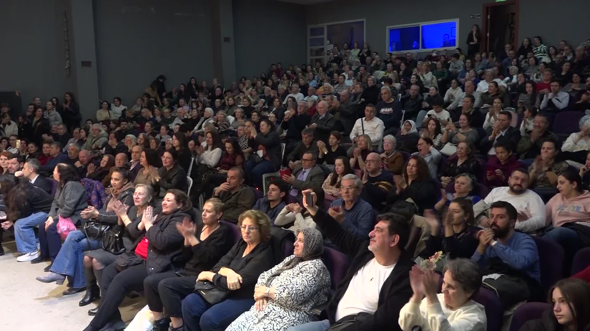 Bornova’da 8 Mart coşkusu