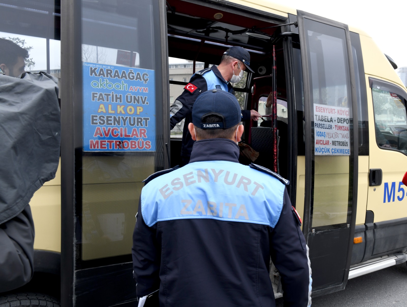 ESENYURT BELEDİYESİ’NDEN MİNİBÜSLERE DENETİM