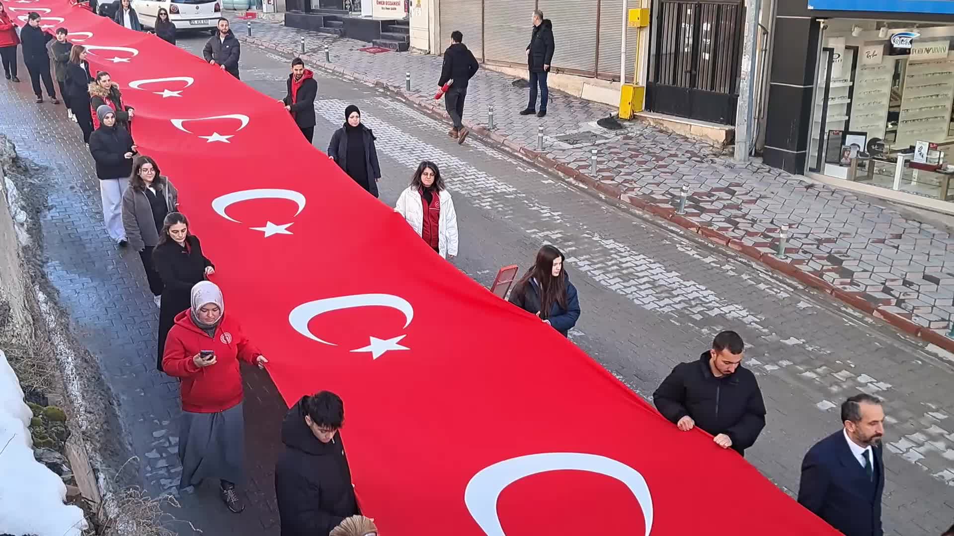Artvin'in kurtuluşunun 104'üncü yılı törenlerle kutlandı