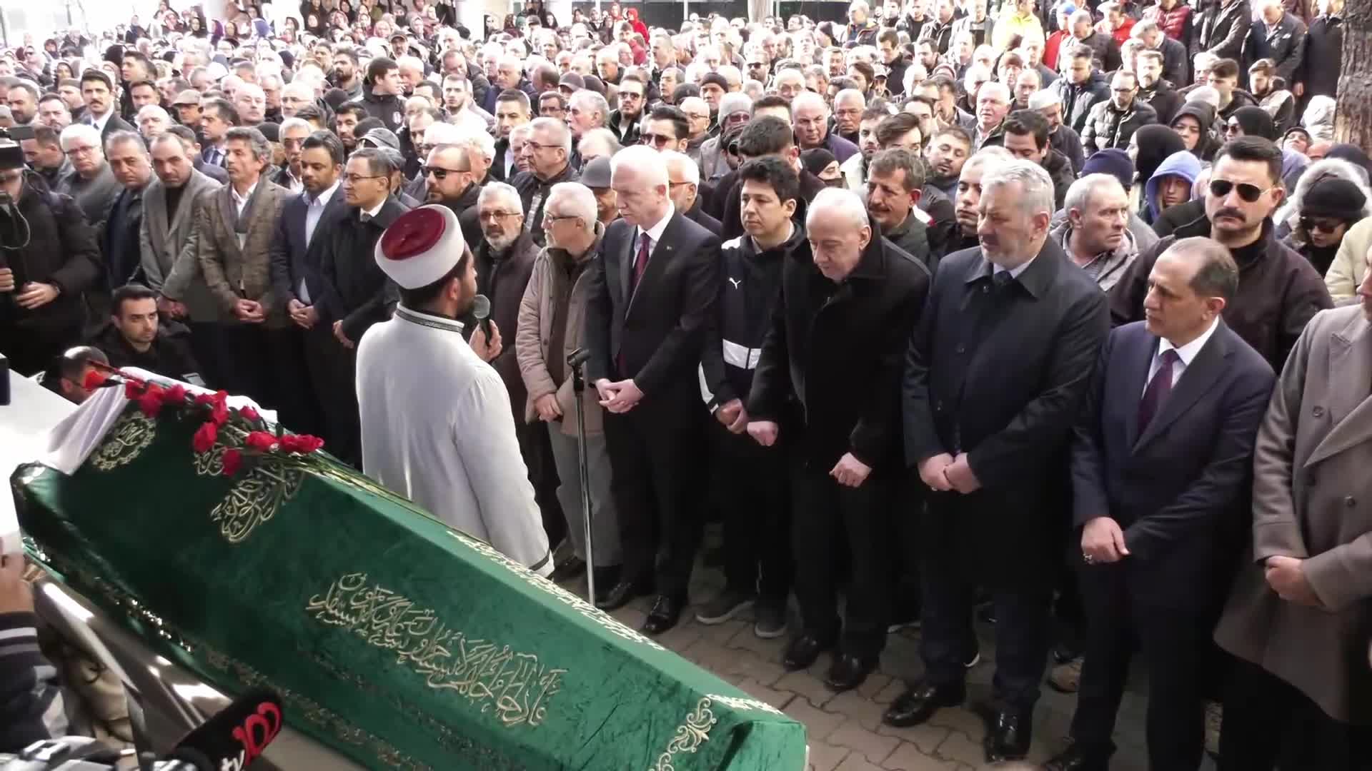 Ece Gürel son yolculuğuna uğurlandı