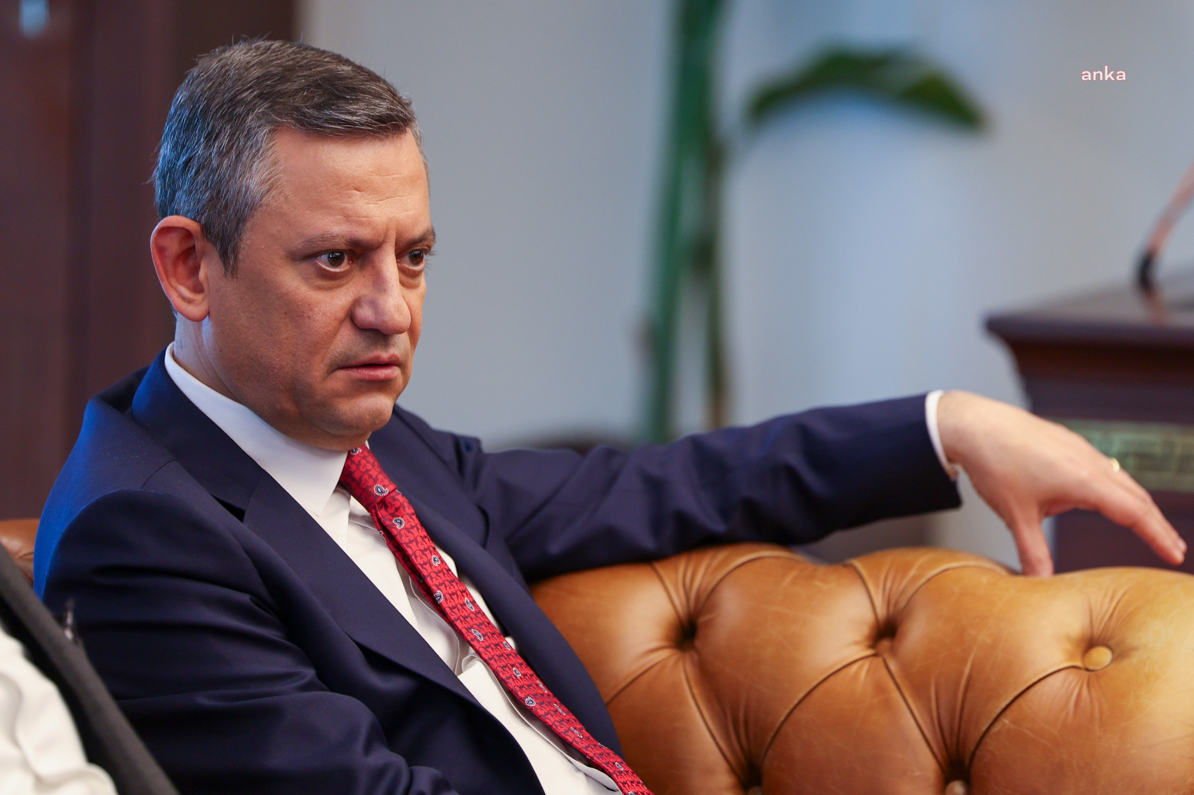 CHP Lideri Özel, Suriye'de yaşanan olaylarda sivil kayıpların önlenmesi için iktidarı girişimde bulunmaya davet etti