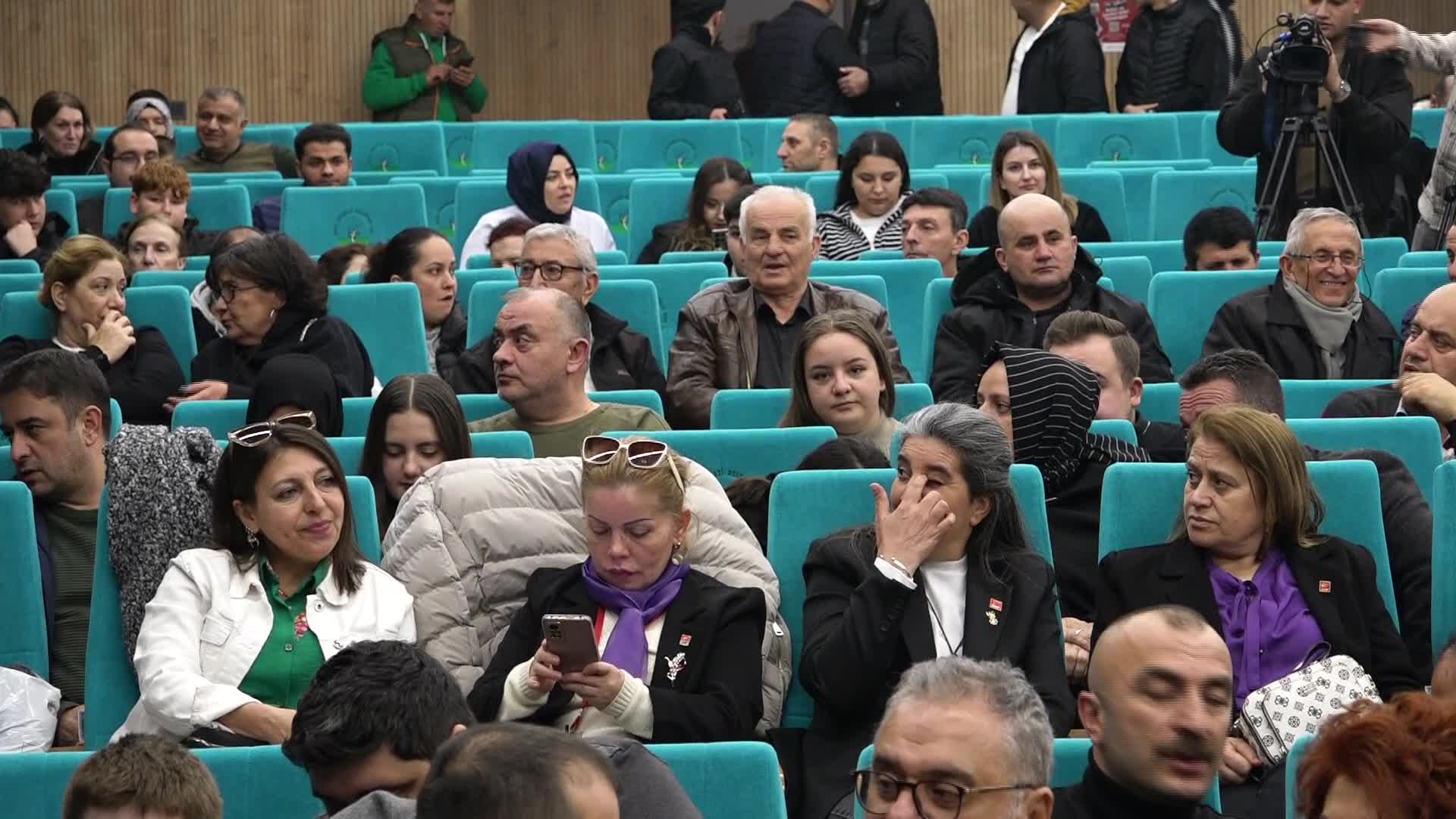 Osmangazi Belediyesi Temizlik İşleri Müdürlüğü Orkestrası ilk konserini verdi