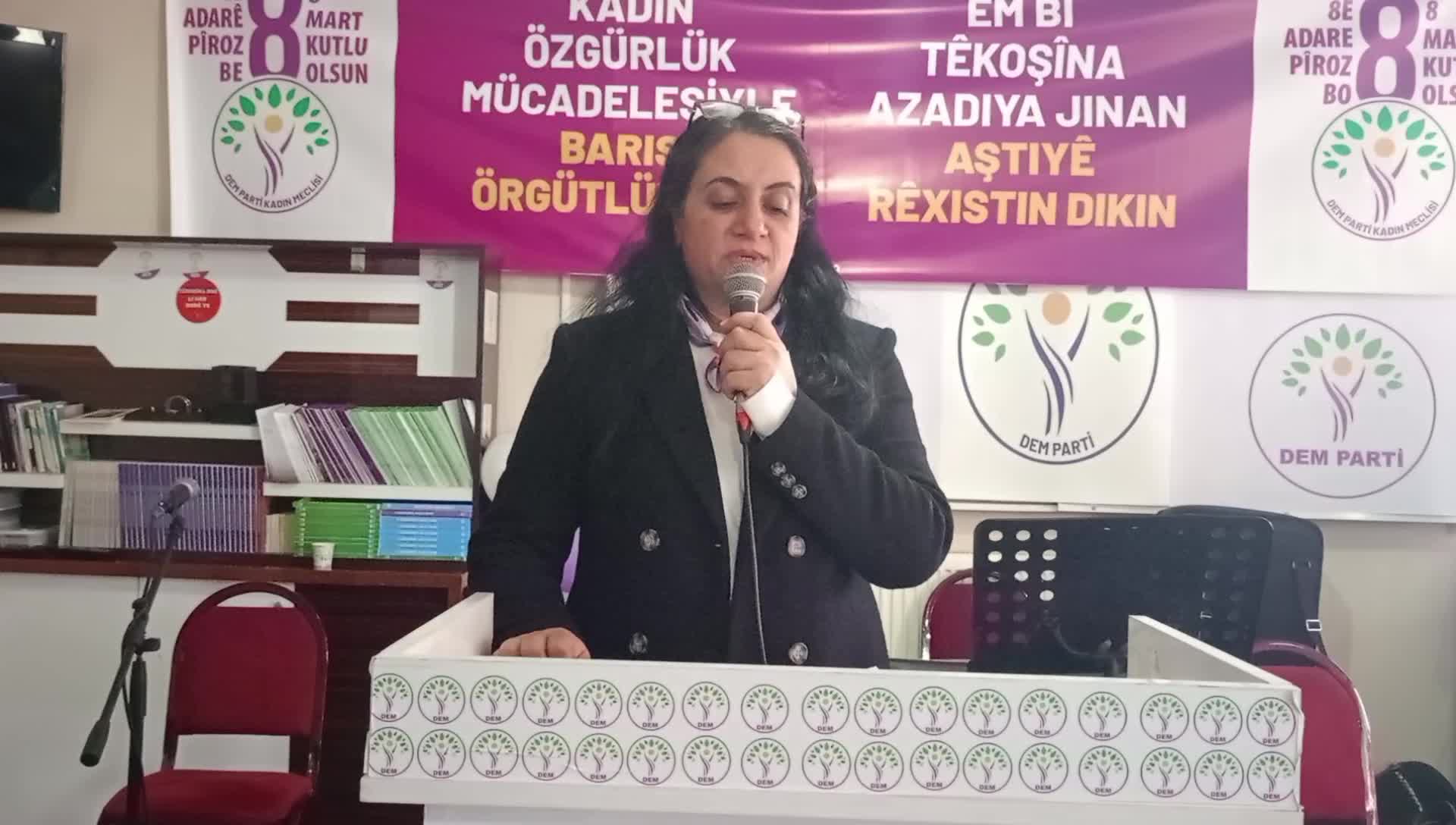 8 Mart Dünya Emekçi Kadınlar Günü...DEM Parti Kars İl Eş Başkanı Derman: "Baharı da barışı da biz kadınlar yeşerteceğiz"