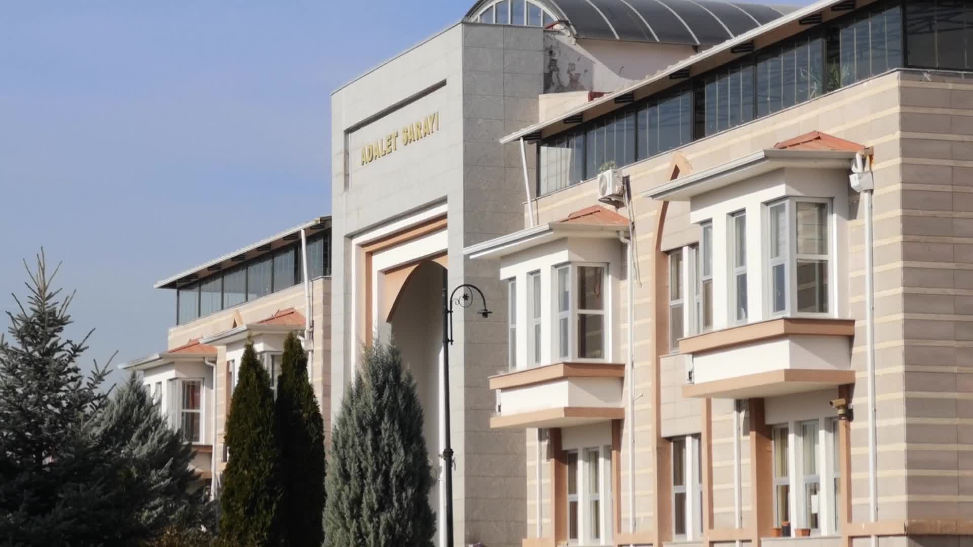DAVADA ORTAYA ÇIKTI, KILIÇDAROĞLU’NUN SIĞINDIĞI EVİN YAKILMASI İÇİN BİRÇOK KİŞİ BAĞIRMIŞ