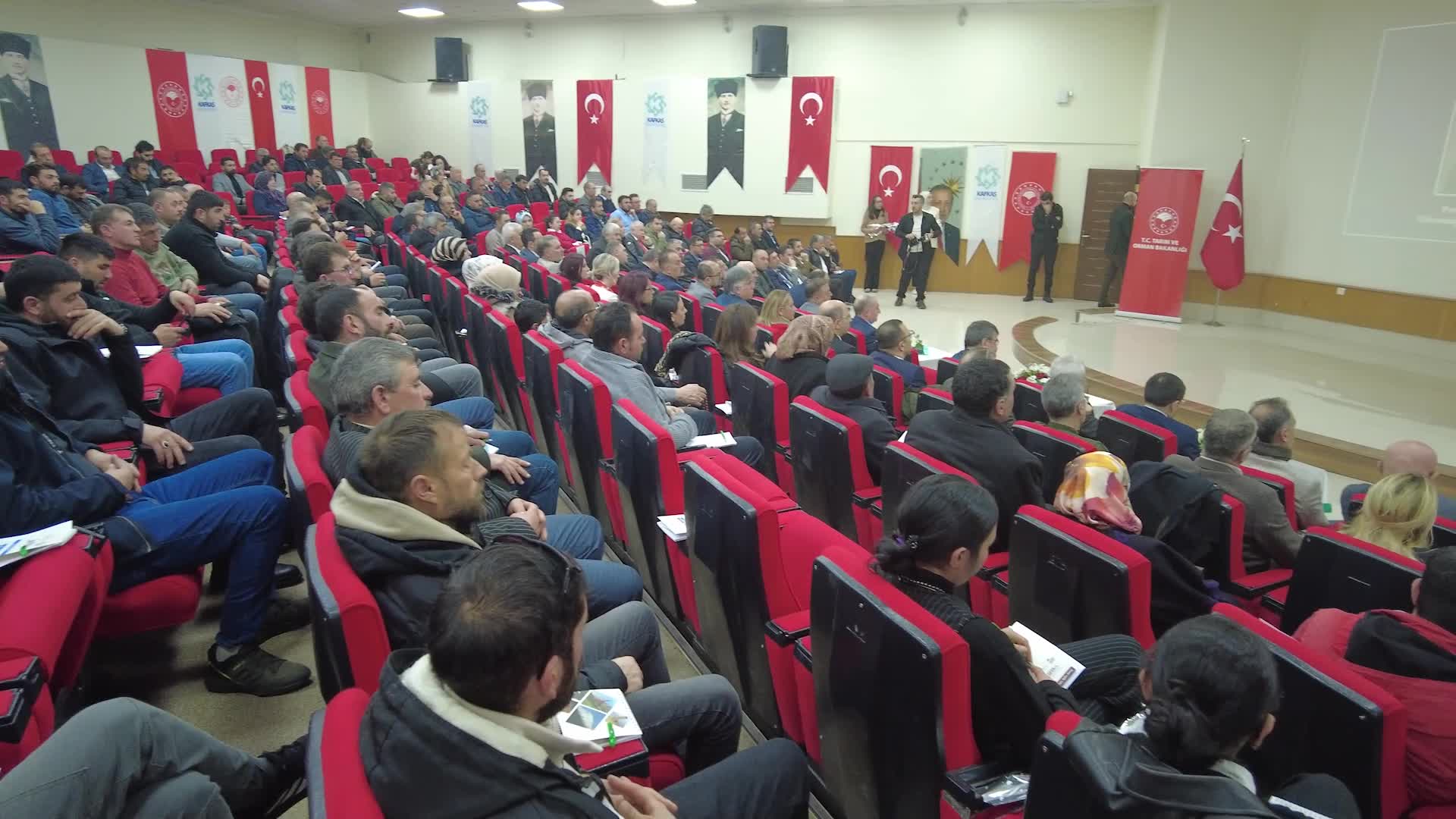 Kafkas Üniversitesi'nde buzağı ölümlerini önlemek için ozon tedavisi