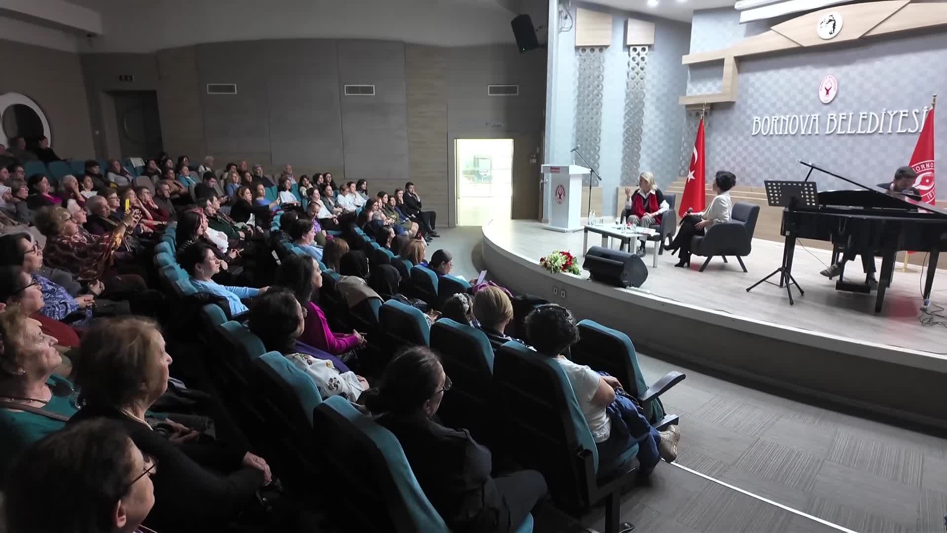 Bornovalı kadınlar mücadelede buluştu