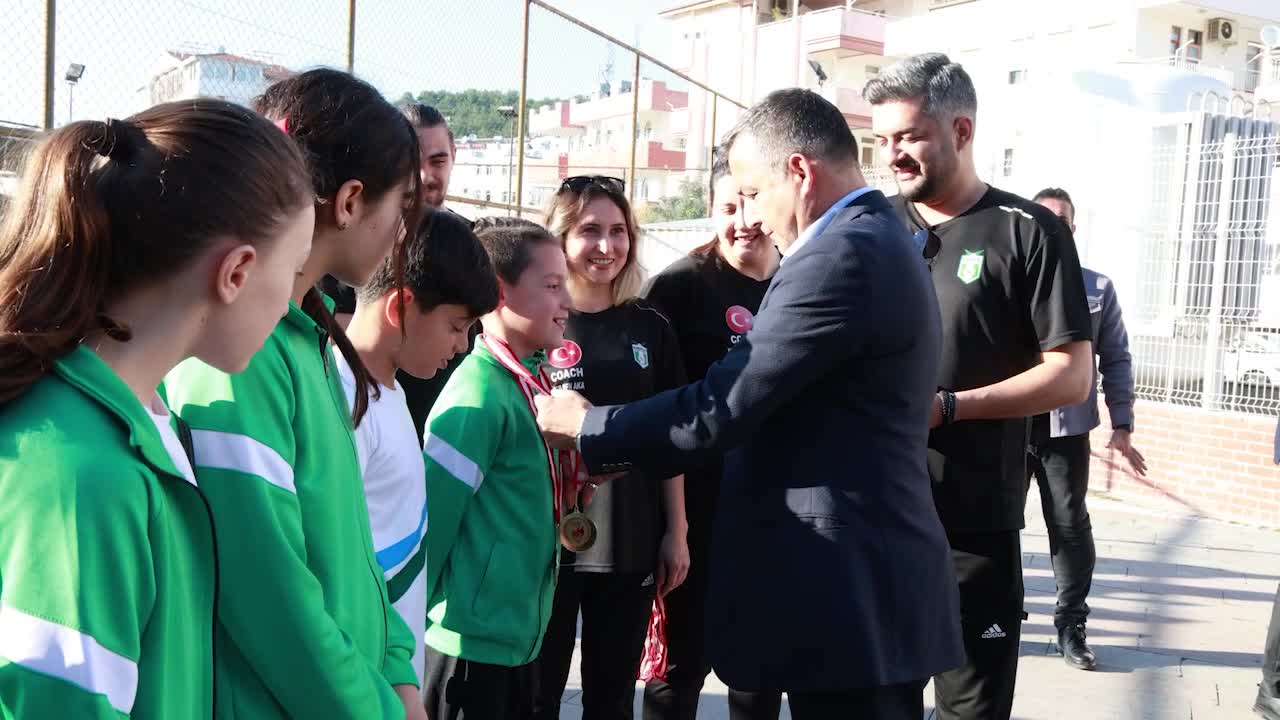 Manavgat Belediyespor Yüzme Kulübü’nden üstün başarı