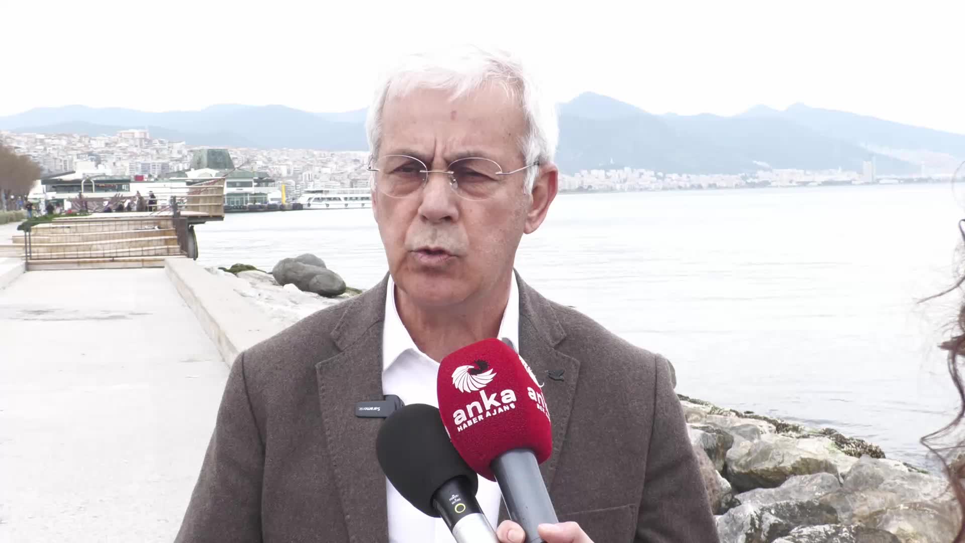 İZDENİZ Yönetim Kurulu Başkanı Güler'den İzmir Körfezi'ne kirli su deşarj edildiği iddialarına ilişkin açıklama: “Akıtılan su temiz, kirletici unsur yok”