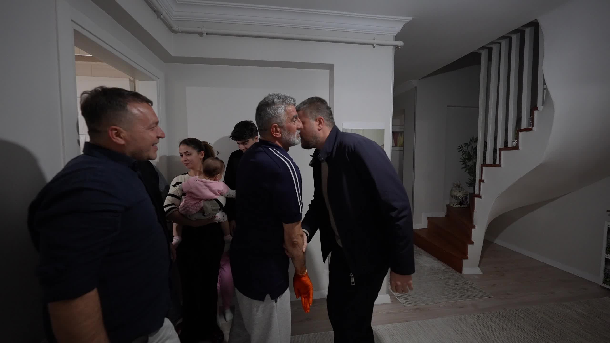 Başkan Görkem Duman, bir yıl sonra aynı ailenin iftar sofrasına konuk oldu