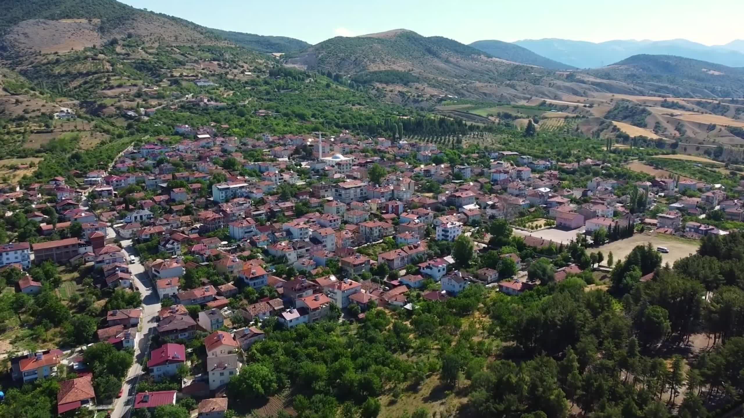 Amasya'da 152 yıllık ramazan geleneği: "Sepet sallama"