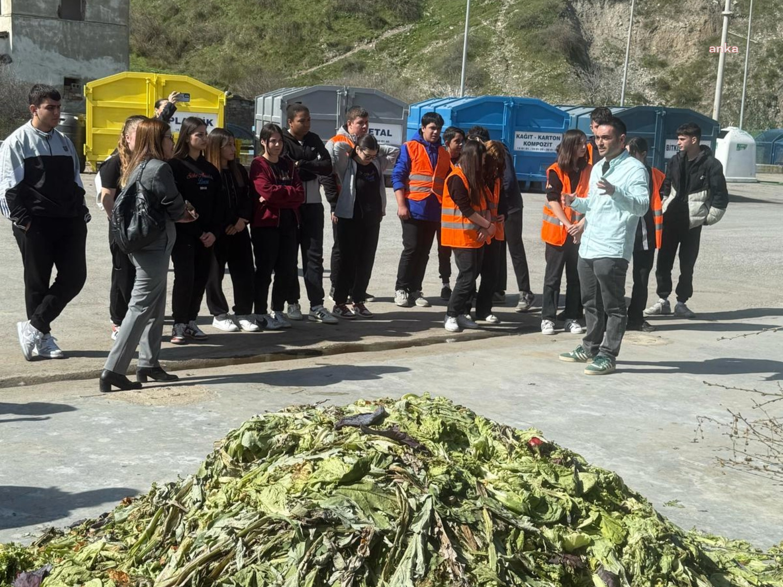 Söke Belediyesi İklim Değişikliği ve Sıfır Atık Müdürlüğü, öğrencileri ağırladı