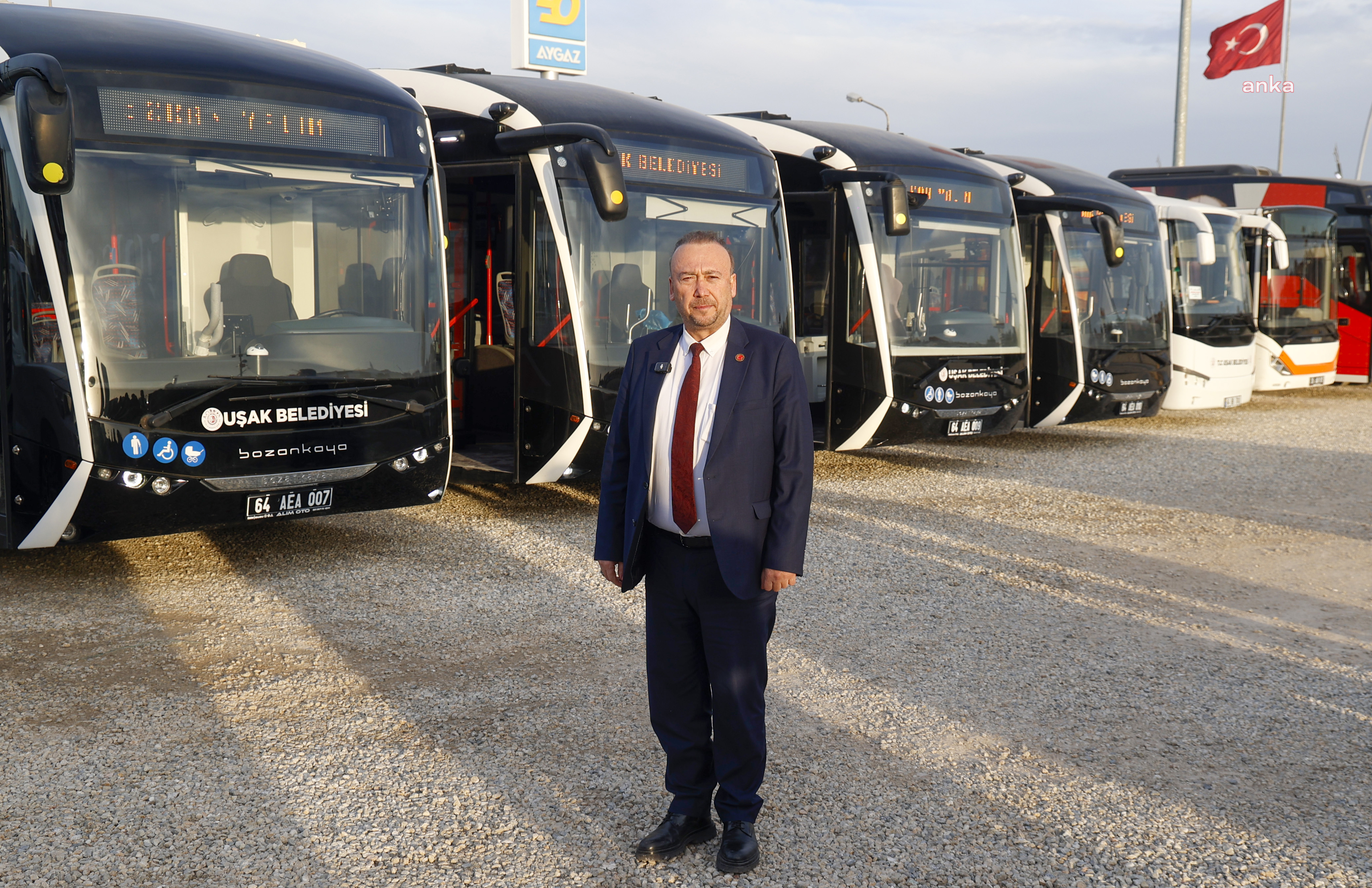 Uşak Belediyesi, elektrikli otobüslerle ücretsiz taşıma hizmetini başlatıyor