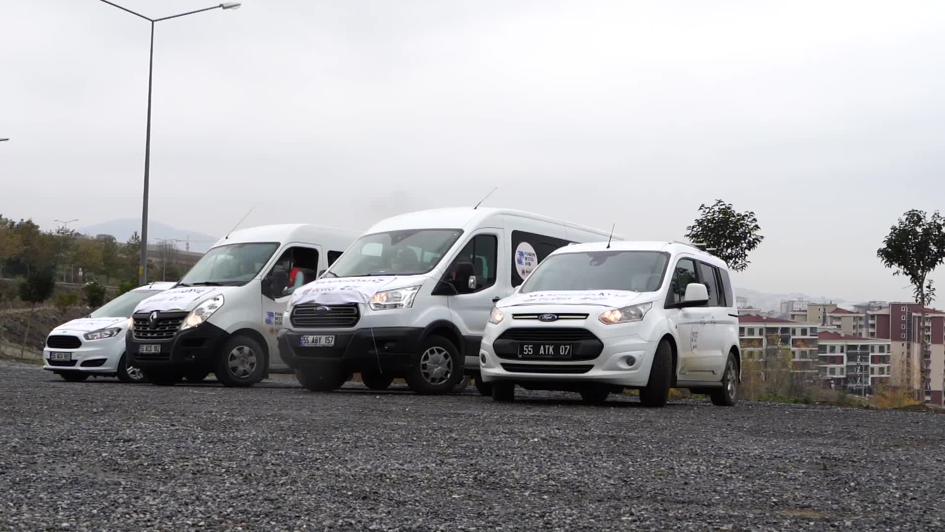 ATAKUM BELEDİYESİ, 10 GÜNDE KARANTİNADAKİ 530 HANEYE ULAŞIP 1529 KİŞİYE YEMEK DAĞITTI