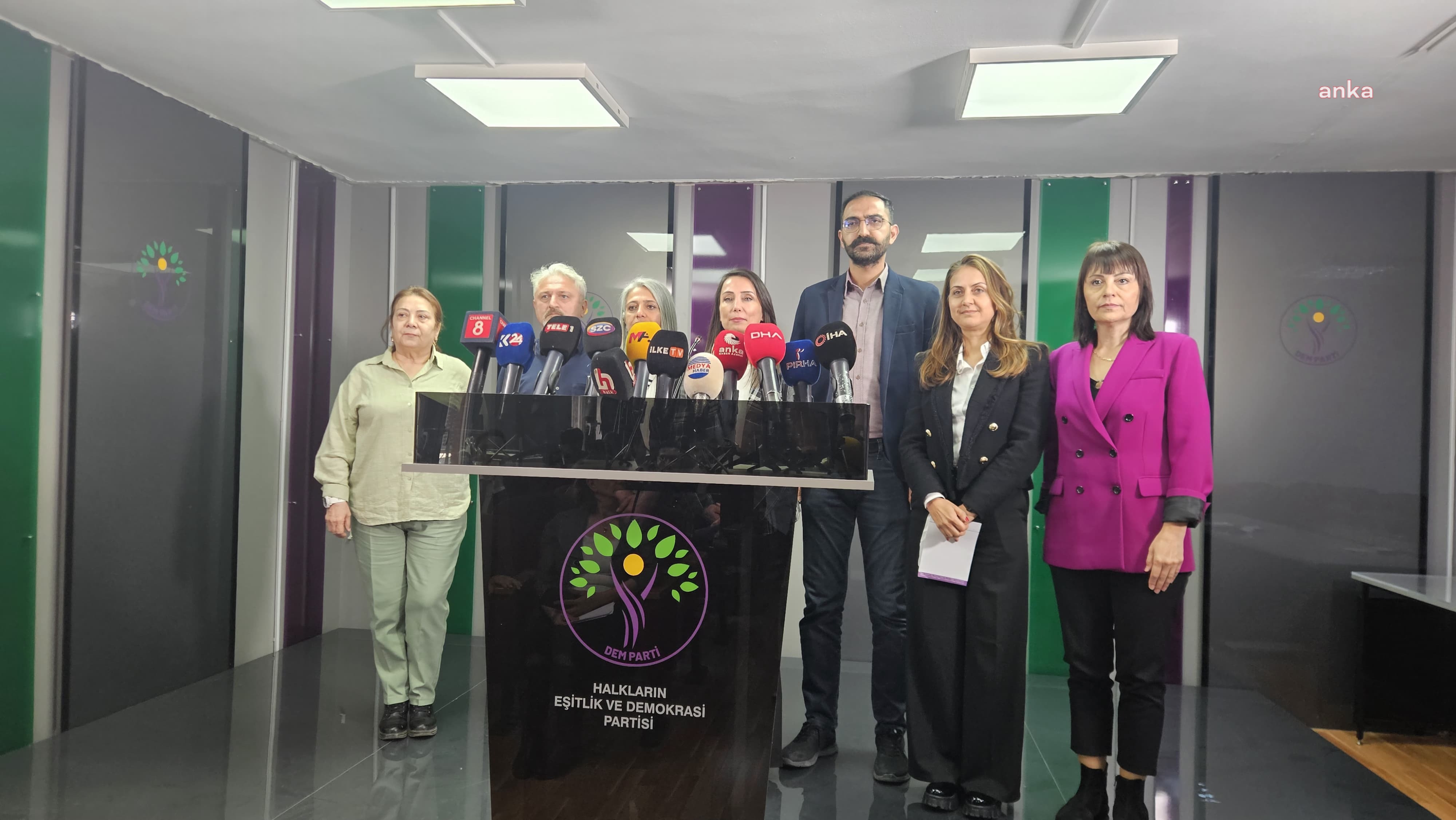 DEM Parti Eş Genel Başkanı Hatimoğulları, bileşen partilerle toplantı yaptı