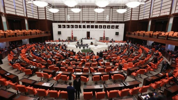 DOKUNULMAZLIK FEZLEKESİNDE VEKİLİN SOYADINI YANLIŞ YAZDILAR