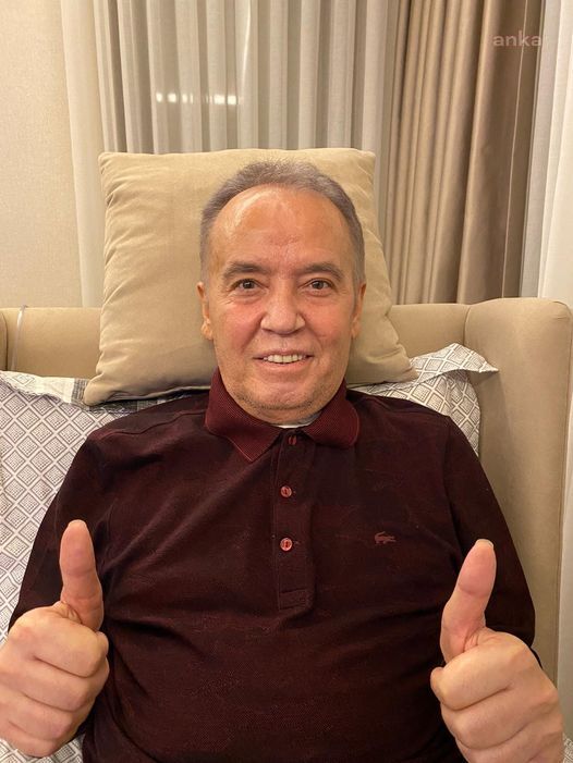 MUHİTTİN BÖCEK, AYLAR SONRA EVİNDE