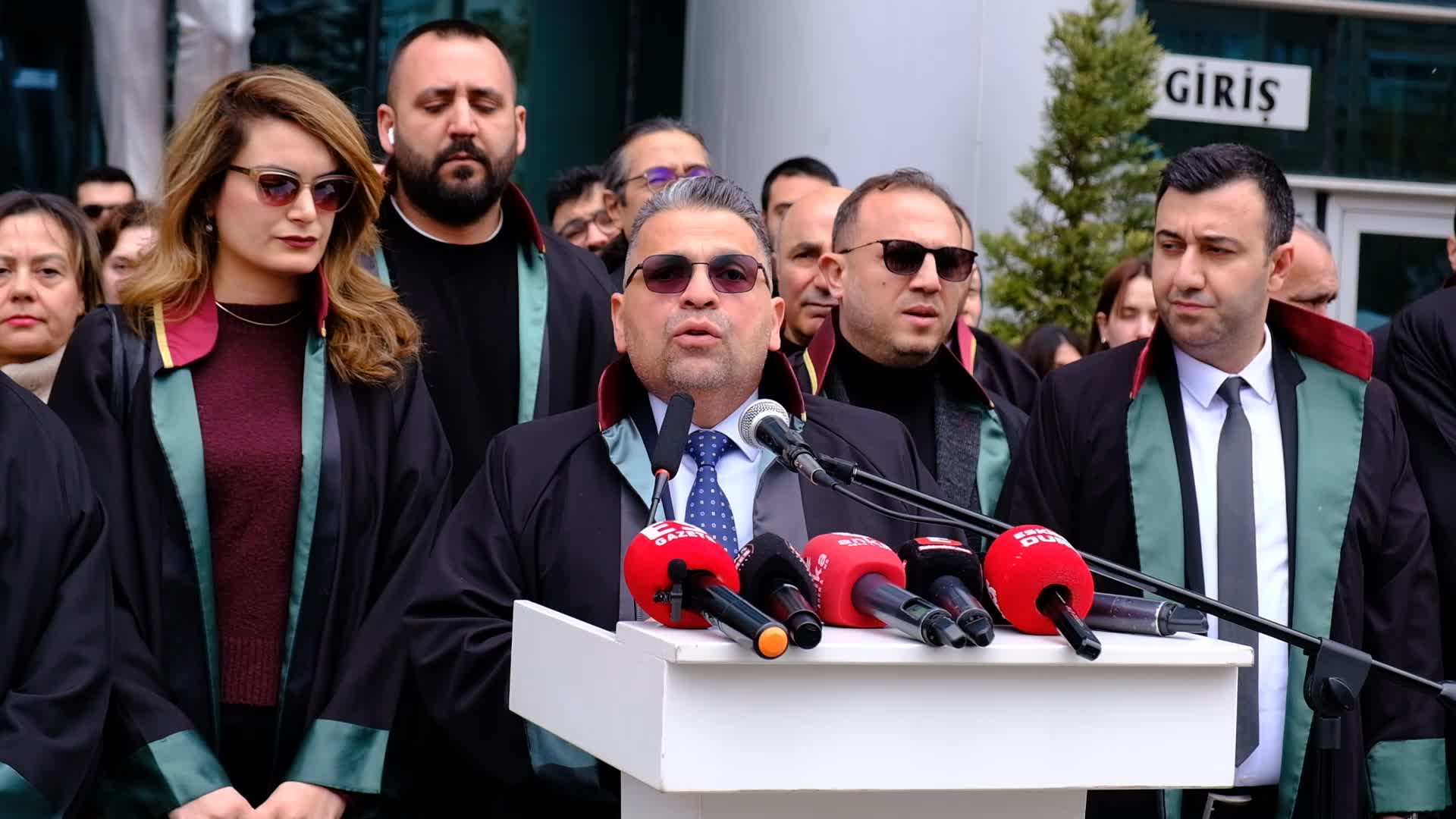 Eskişehir Barosu’ndan İmamoğlu açıklaması: “Hukuk siyaset lehine araçsallaştırılıyor”
