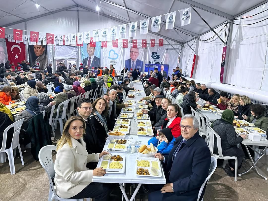 İş insanlarından Bandırma Belediyesi’nin iftar çadırına destek