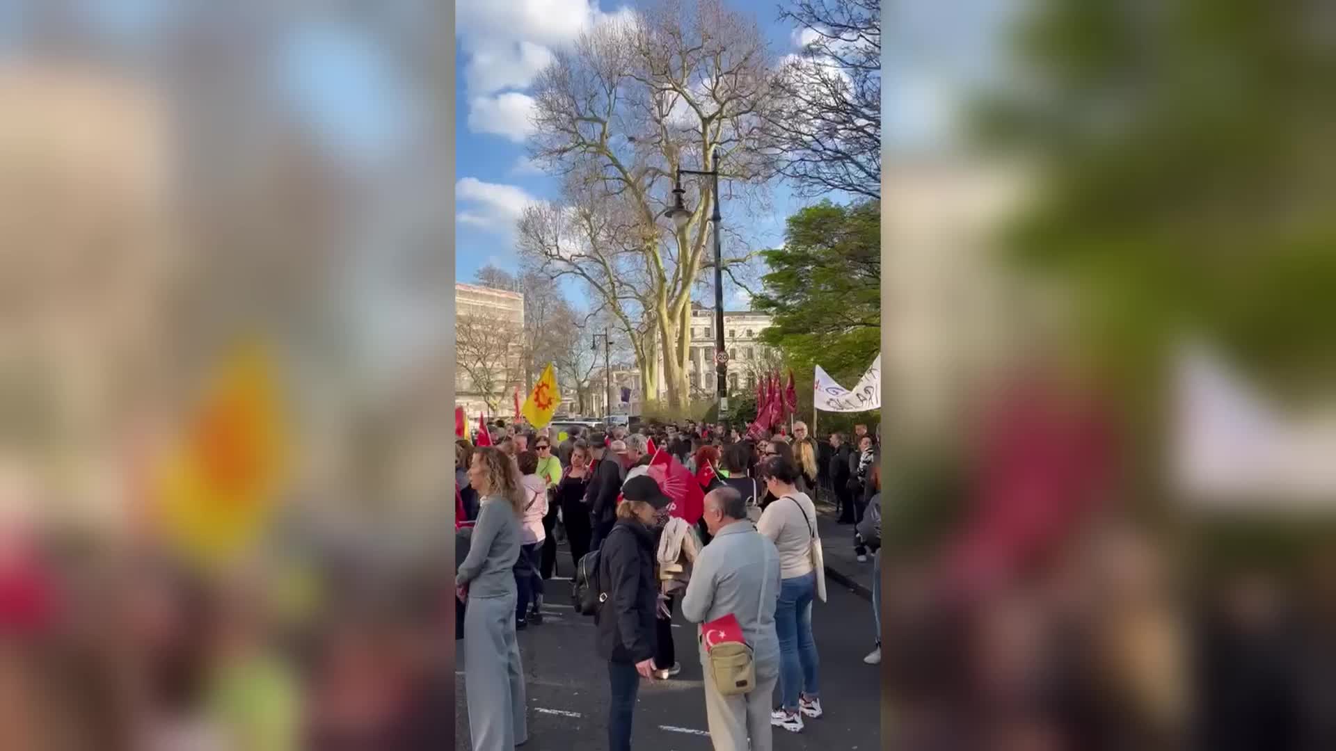 Gurbetçilerden İmamoğlu’na destek gösterileri: '' Halkın iradesine saygı duyulsun''