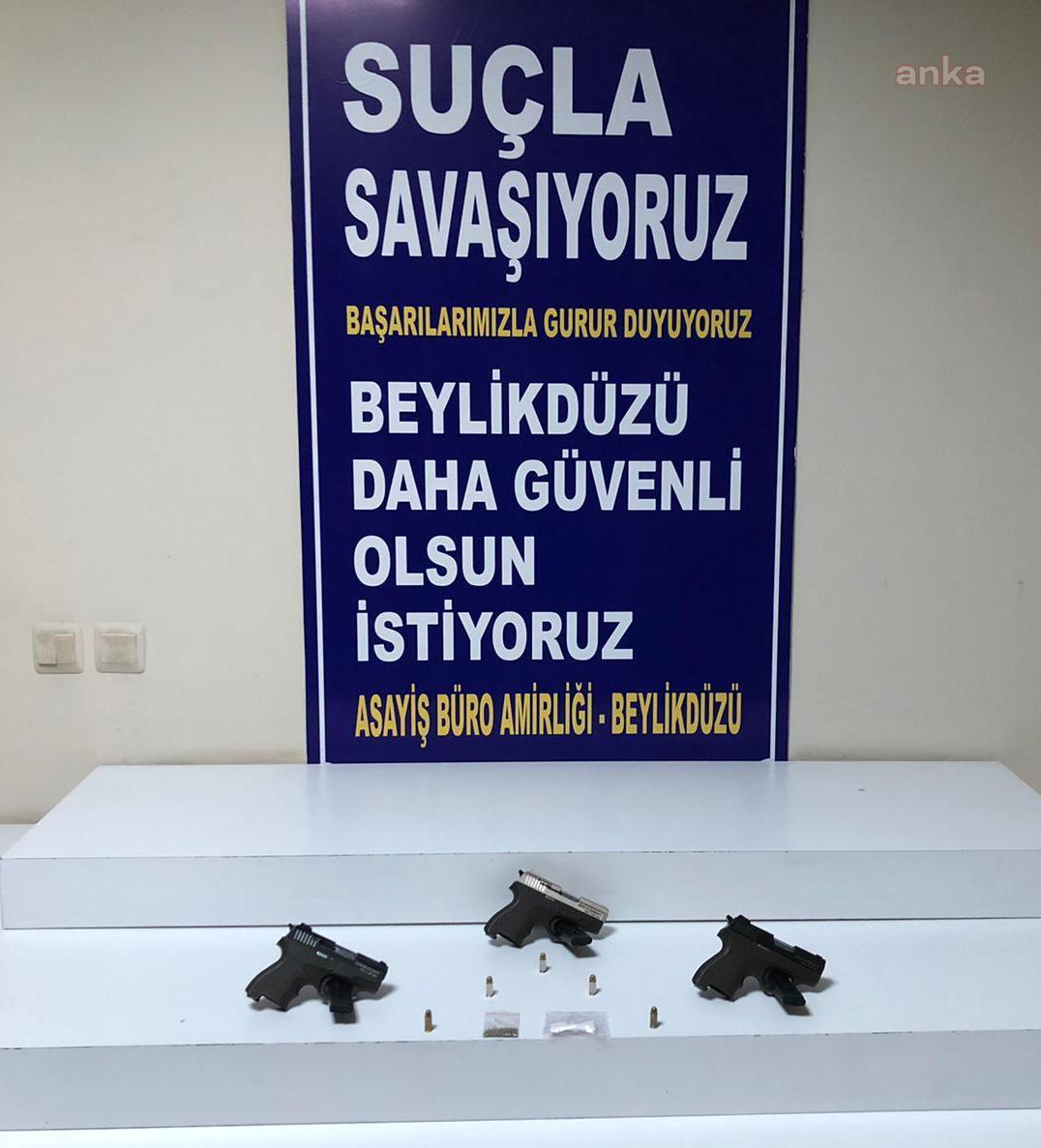 İSTANBUL BEYLİKDÜZÜ'NDE RUHSATSIZ SİLAH SATAN SURİYE UYRUKLU BİR KİŞİ YAKALANDI