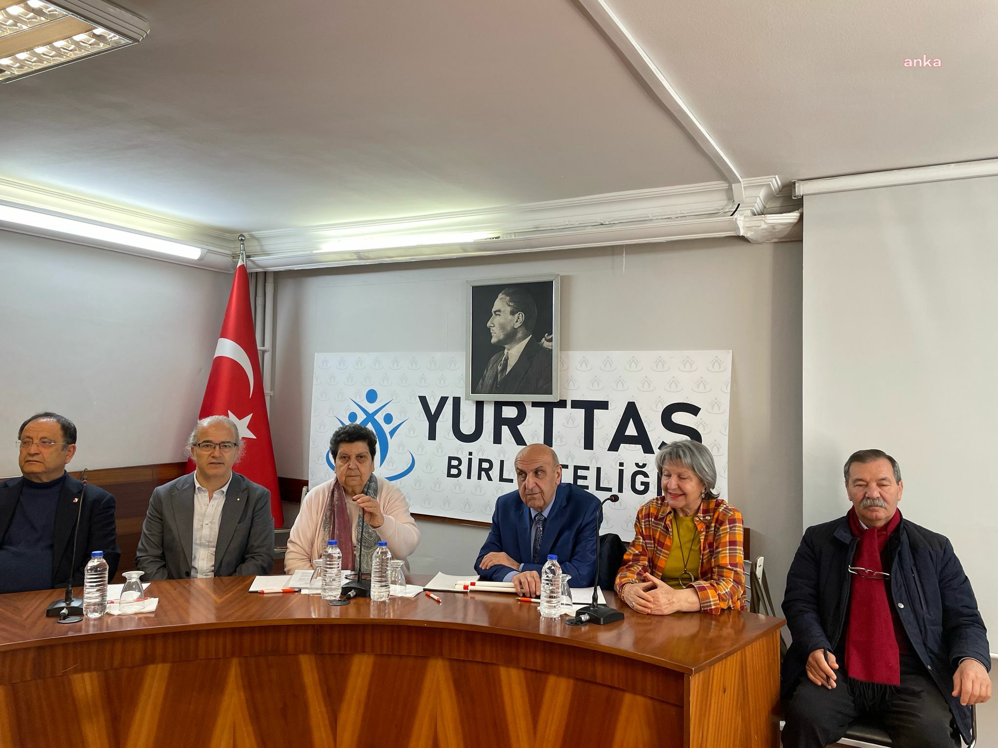 Yurttaş Birlikteliği: "23 Mart günü İmamoğlu için oy kullanalım. Bu zorunlu bir demokrasi görevidir"