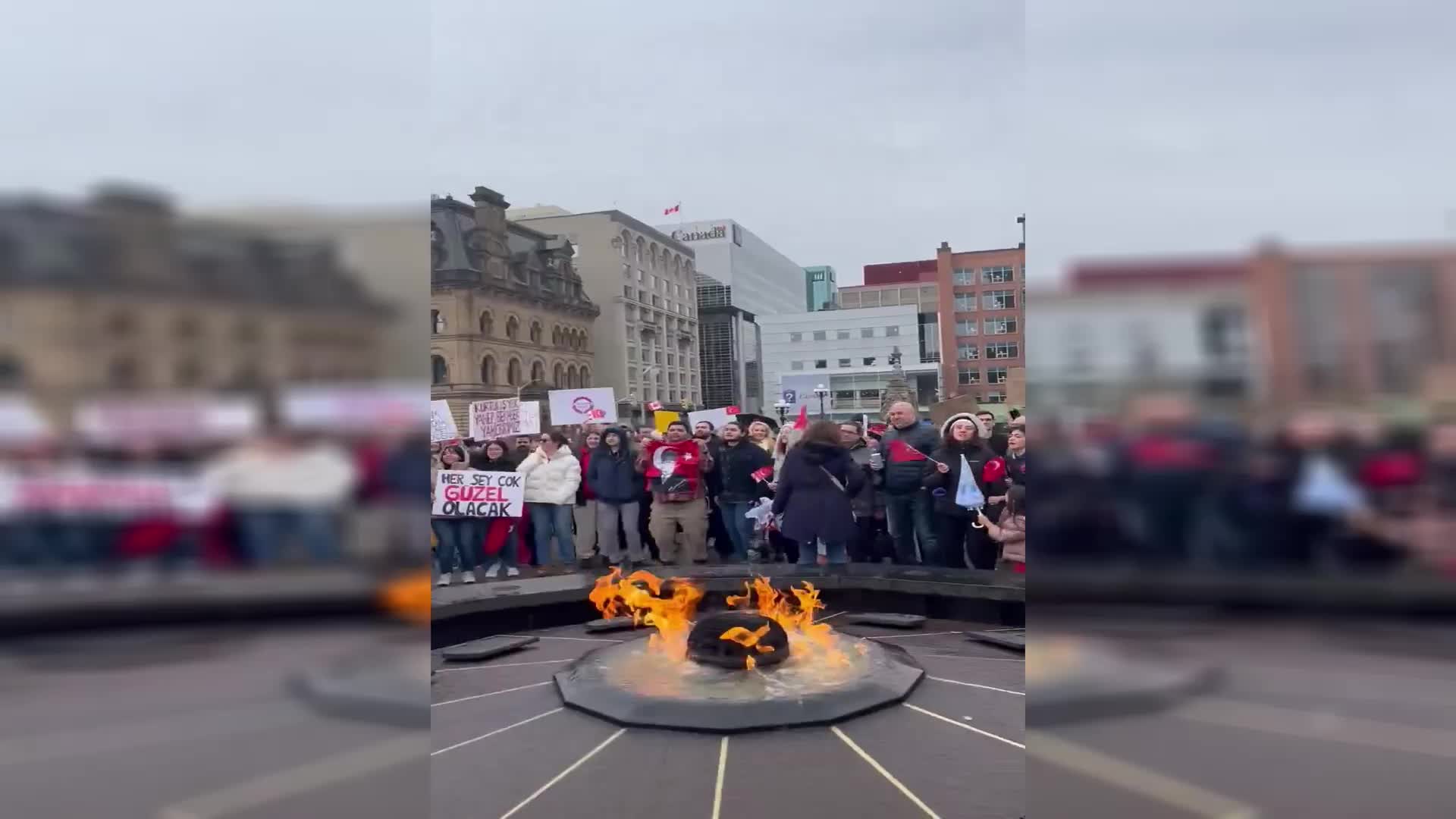 Kanada’da, İmamoğlu protestoları düzenlendi, gösterilerin ülkenin pek çok şehrinde devam edeceği duyuruldu