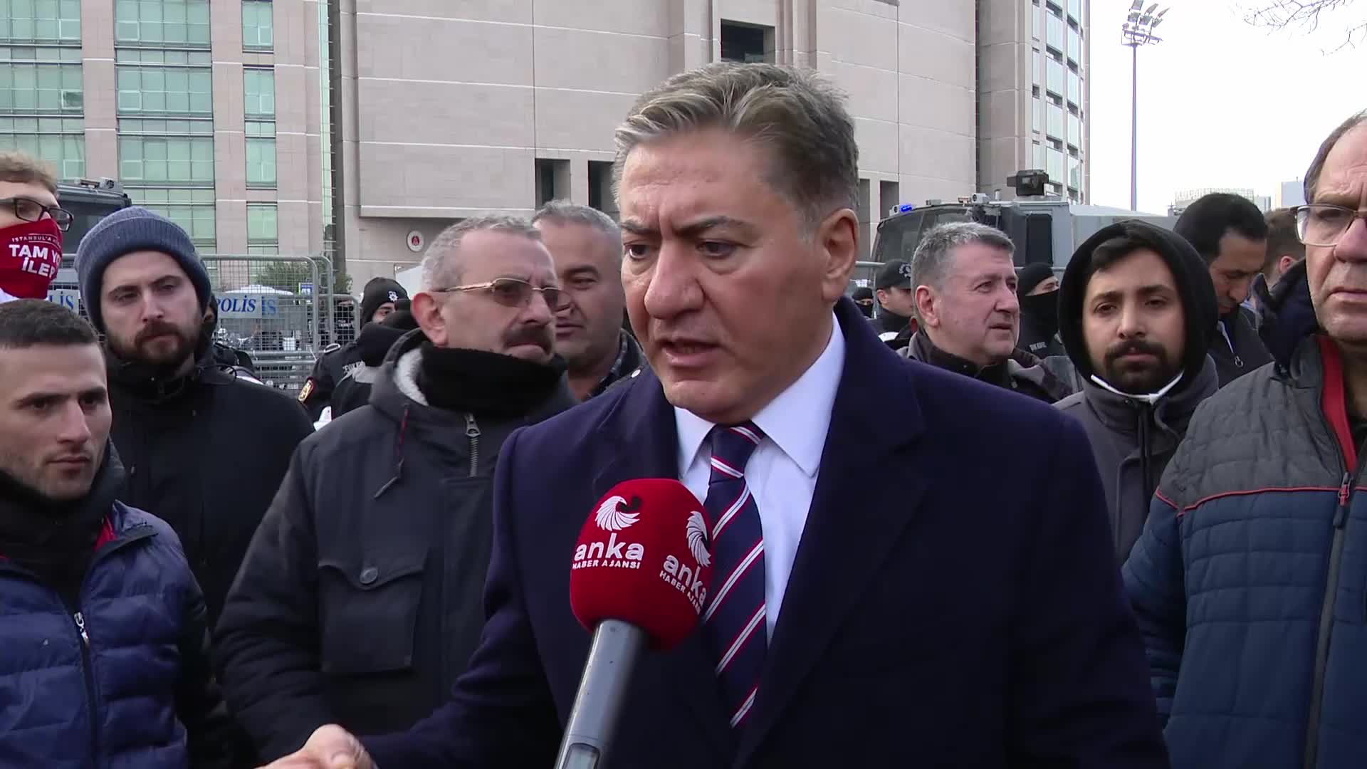 CHP'li Emir: ''Ne adil bir yargılamadan bahsedebiliriz ne de hak arama hürriyetinden bahsedebiliriz''