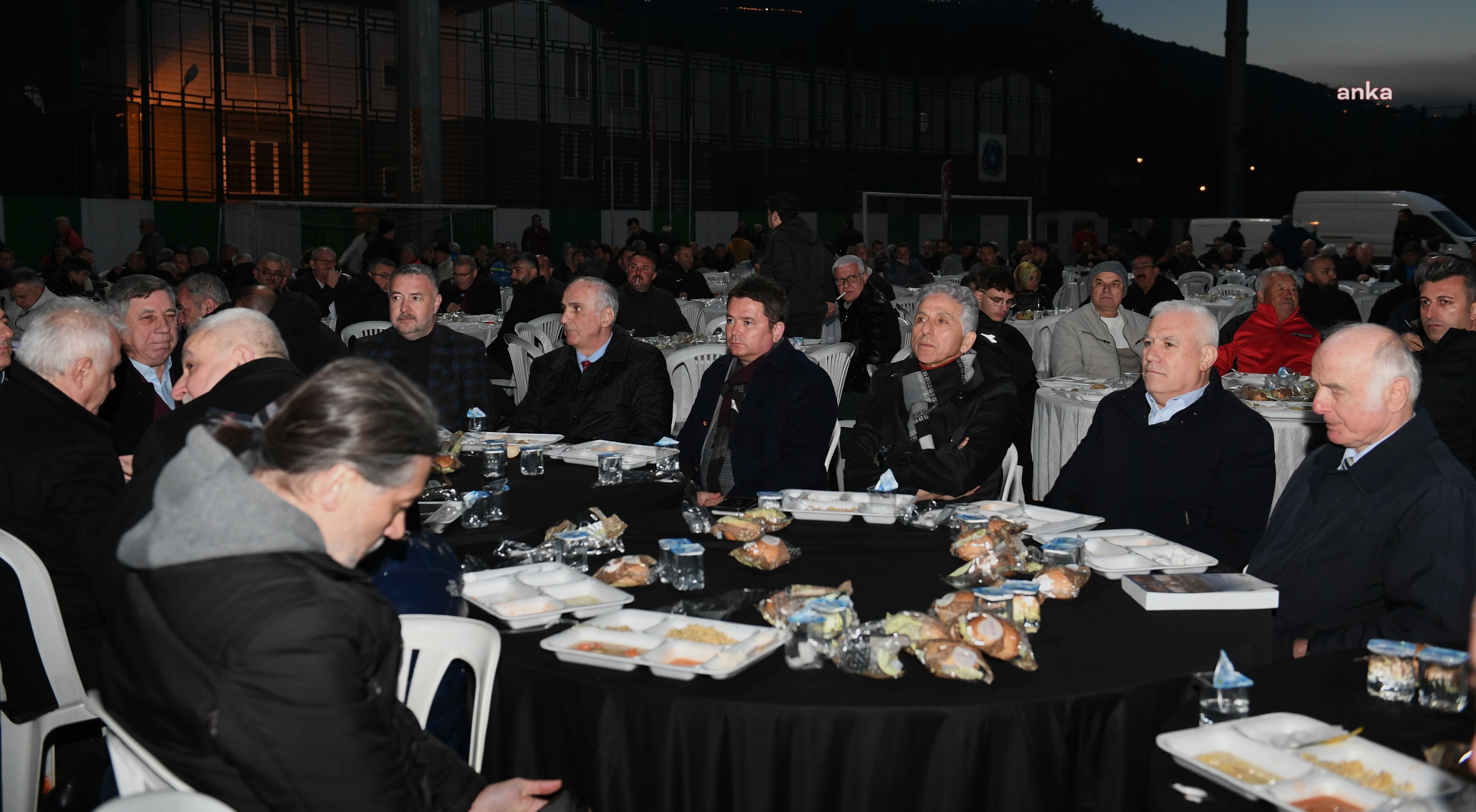 Osmangazi Belediye Başkanı Aydın, amatör spor kulübü yöneticileri ile iftarda buluştu