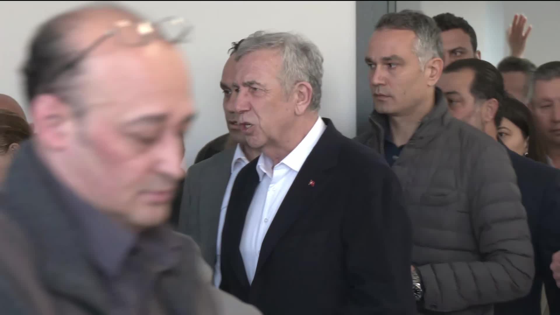 Mansur Yavaş, ön seçim sandığında: “5 milyon insanın oyuyla seçilmiş bir belediye başkanının bu şekilde engellenmesi ülkemiz adına utanç verici"