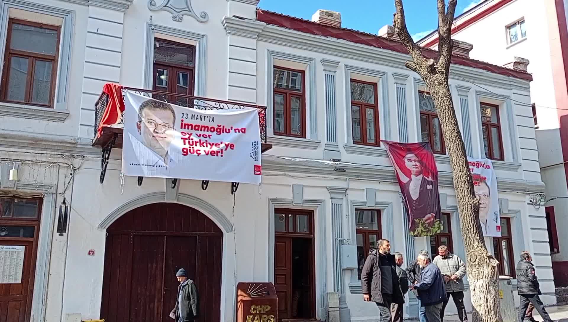 CHP Cumhurbaşkanı adaylığı ön seçimi... Kars’ta oy verme işlemi yoğun bir şekilde devam ediyor